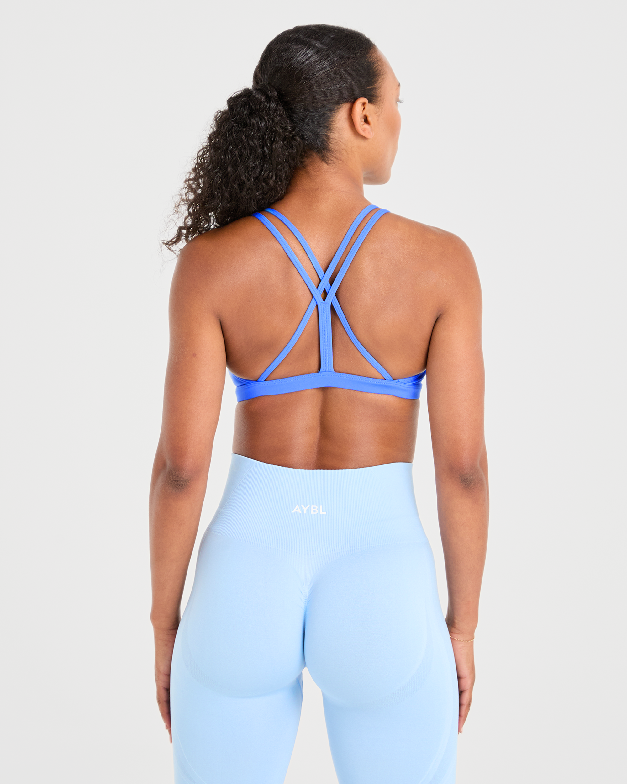 Essential Strappy Sports Bra - Summer Blau