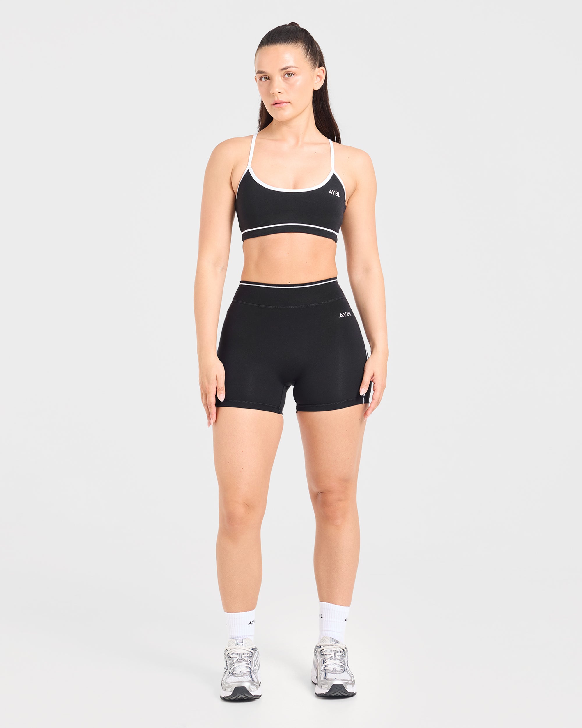 Form Sports Bra - Schwarz