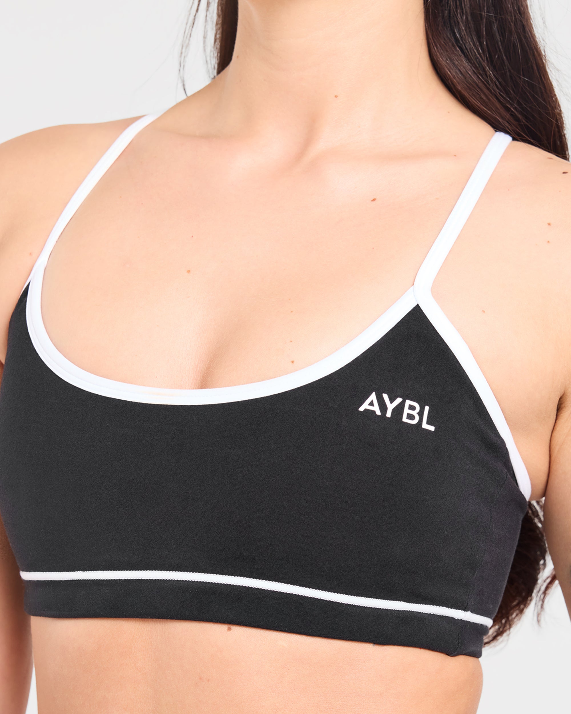 Form Sports Bra - Schwarz