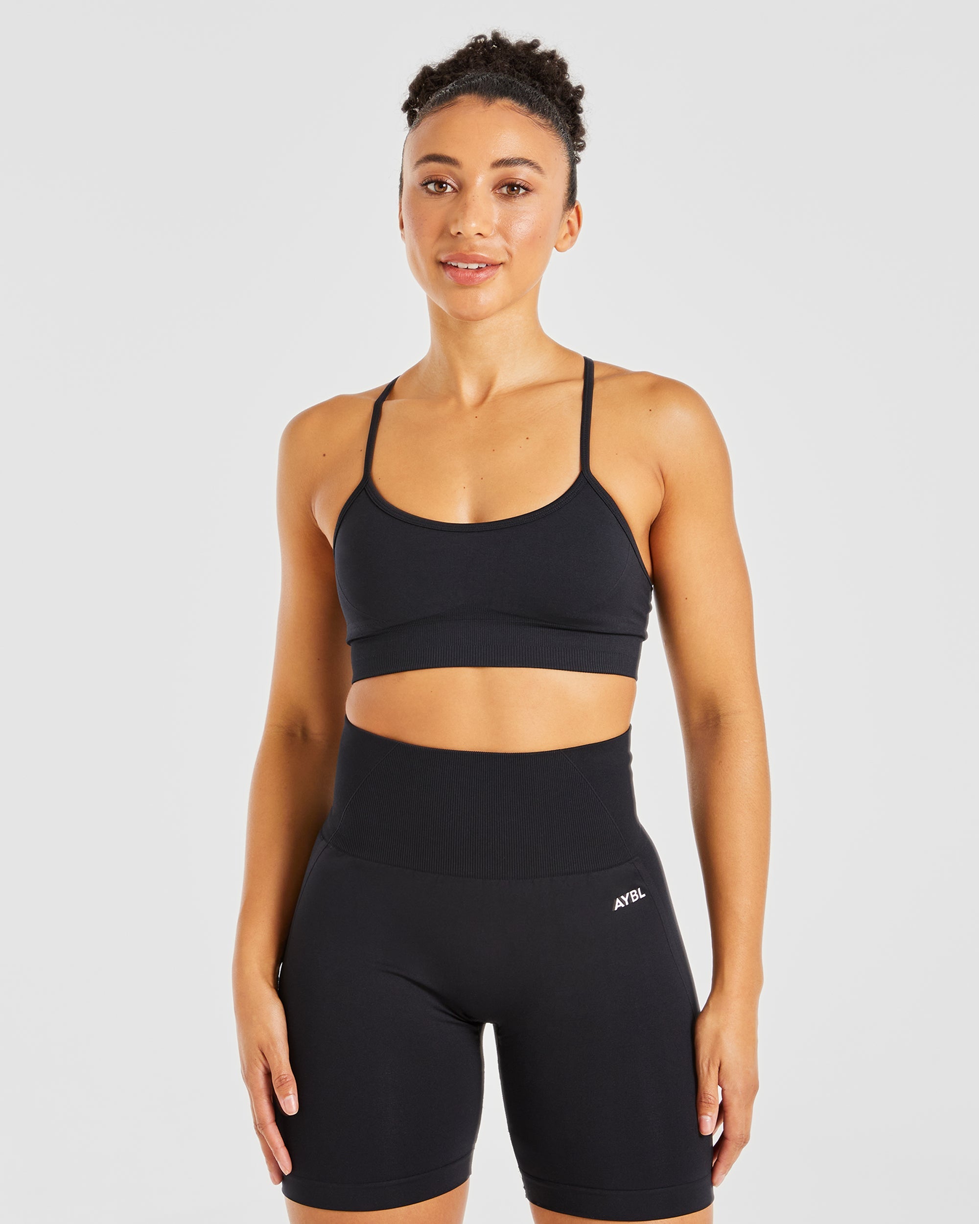 Empower Seamless Sports Bra - Schwarz