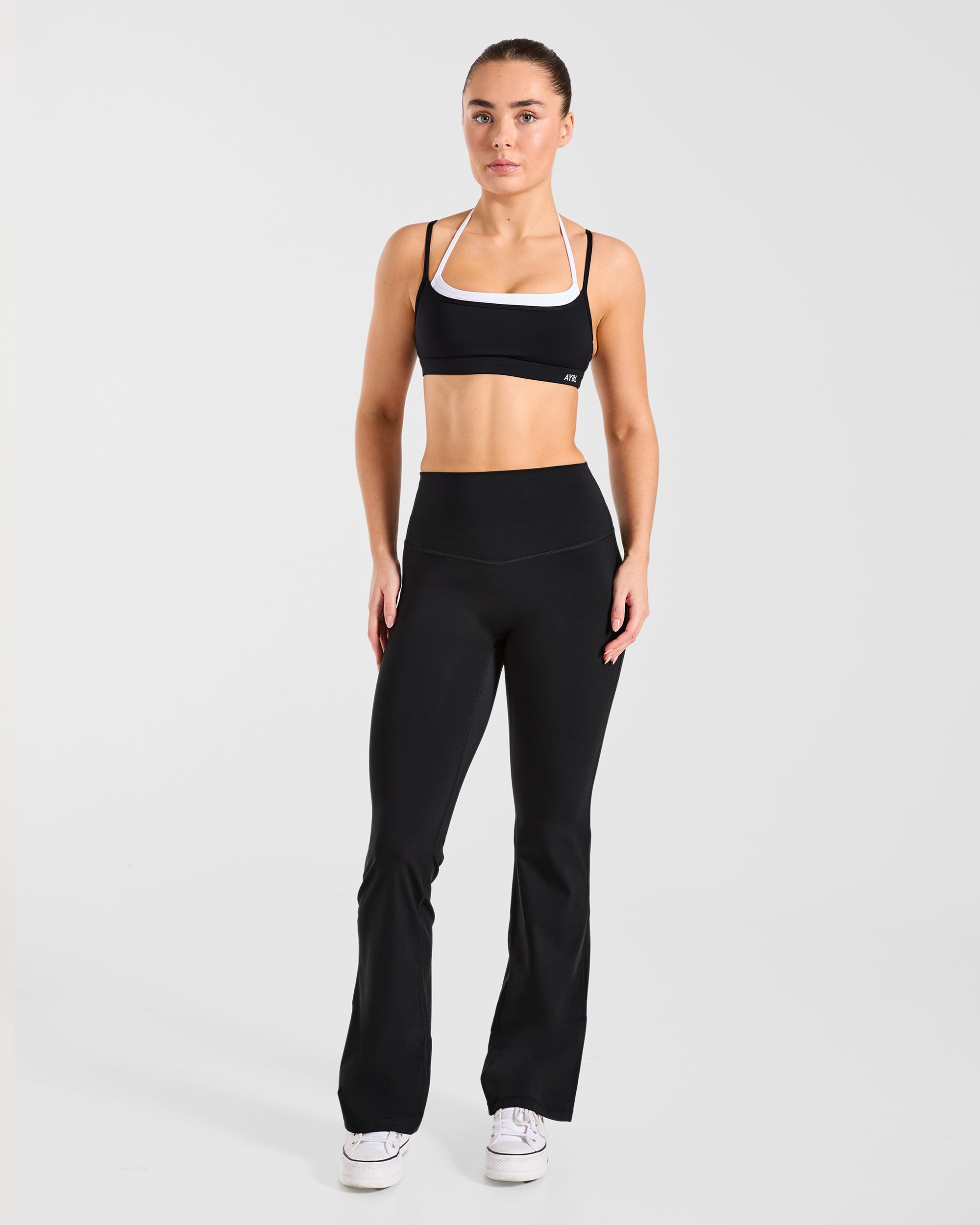 Sculpt Flared Leggings - Schwarz