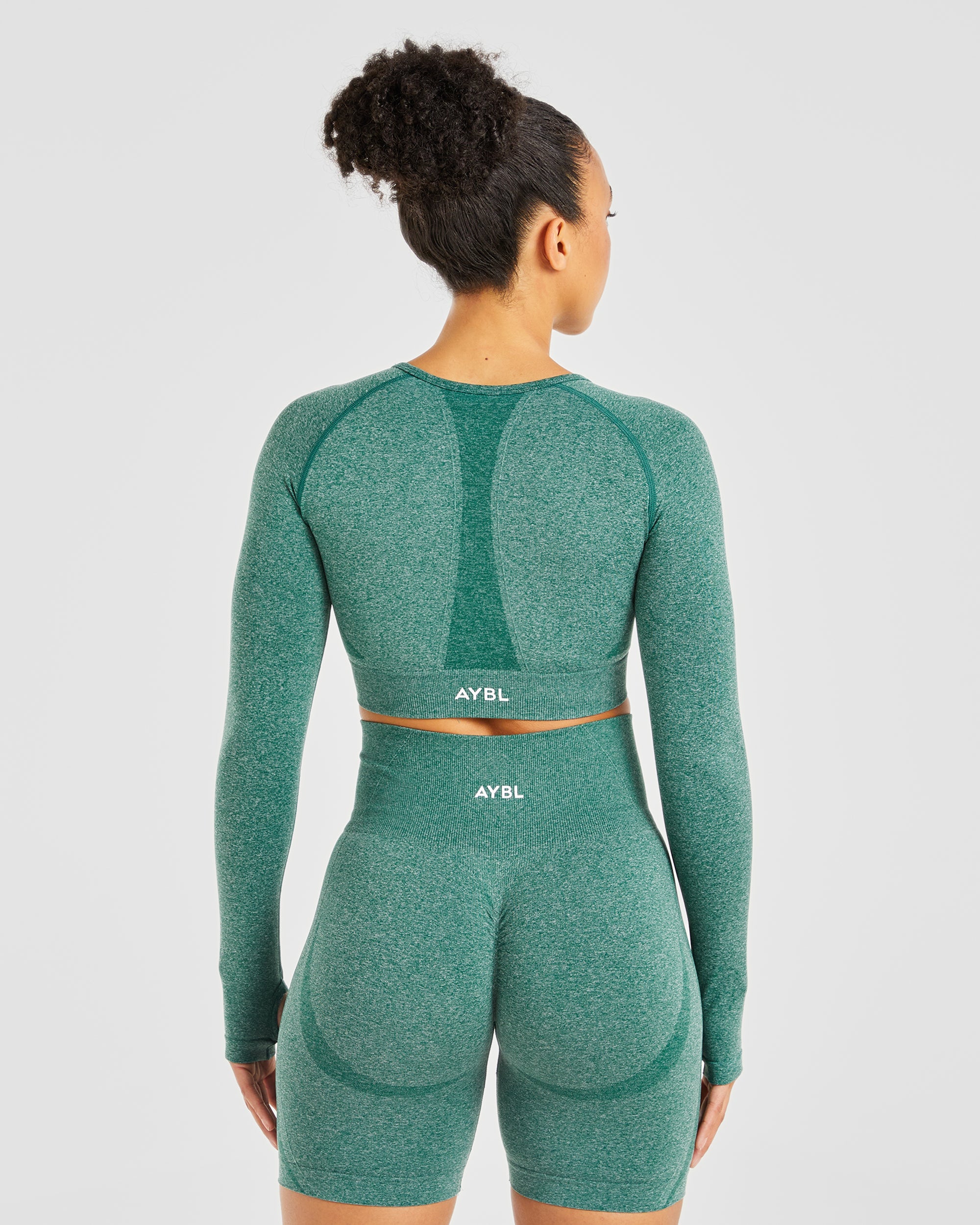 Empower Seamless Long Sleeve Crop Top - Forest Grün Marl