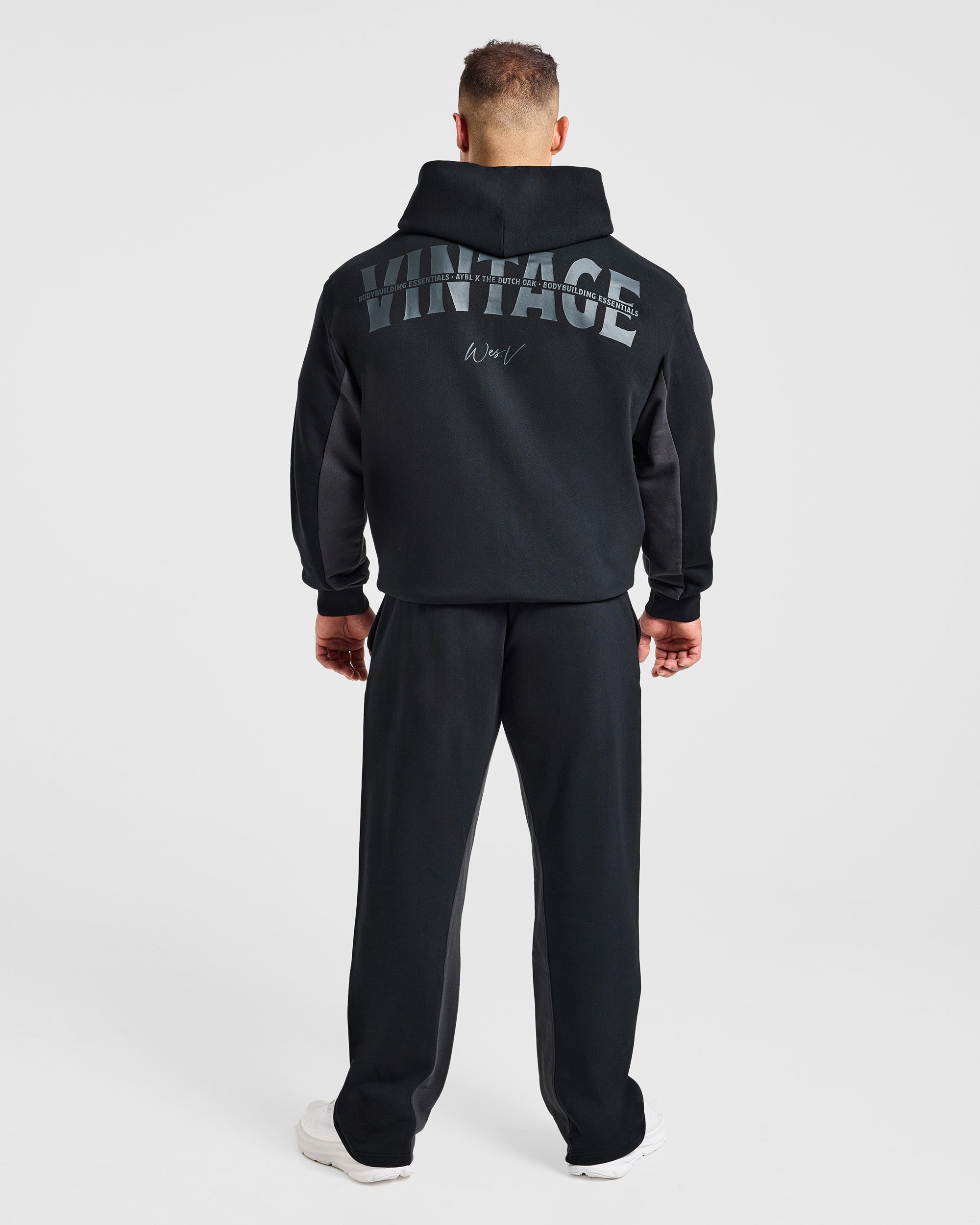 Wesley Vissers x Oversized Straight Leg Joggers - Schwarz
