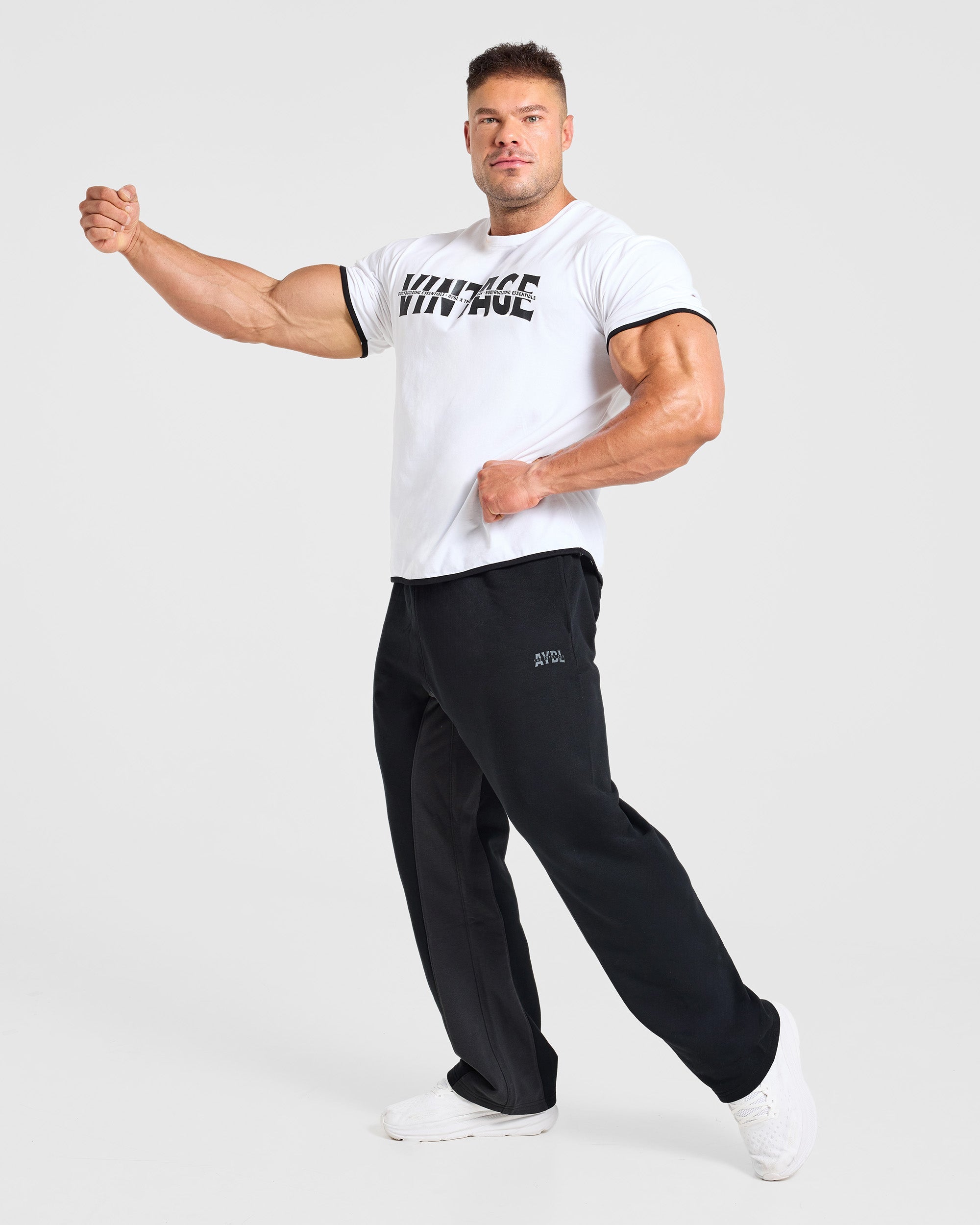 Wesley Vissers x Oversized Straight Leg Joggers - Schwarz