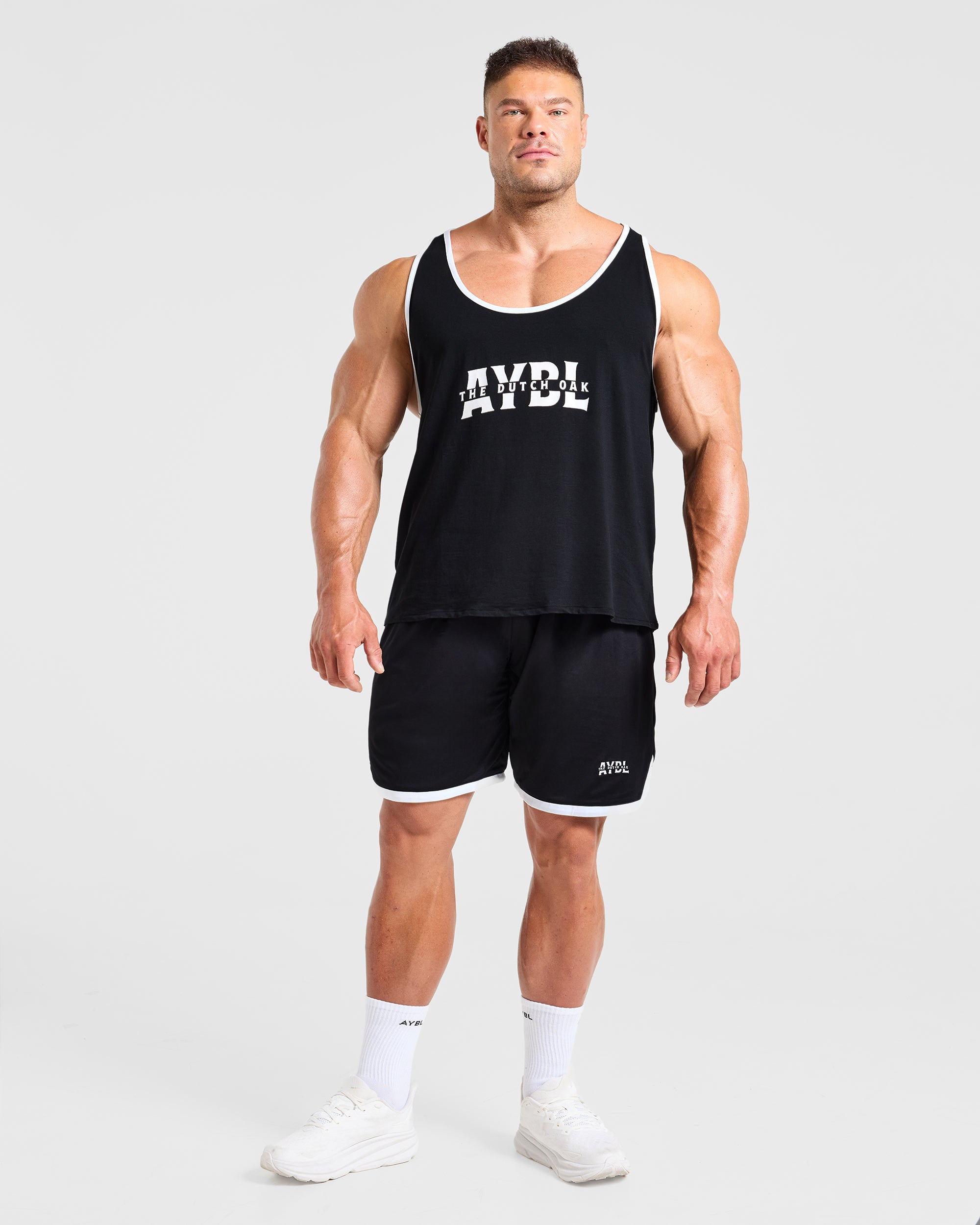 Wesley Vissers x Old School Contrast Shorts - Schwarz