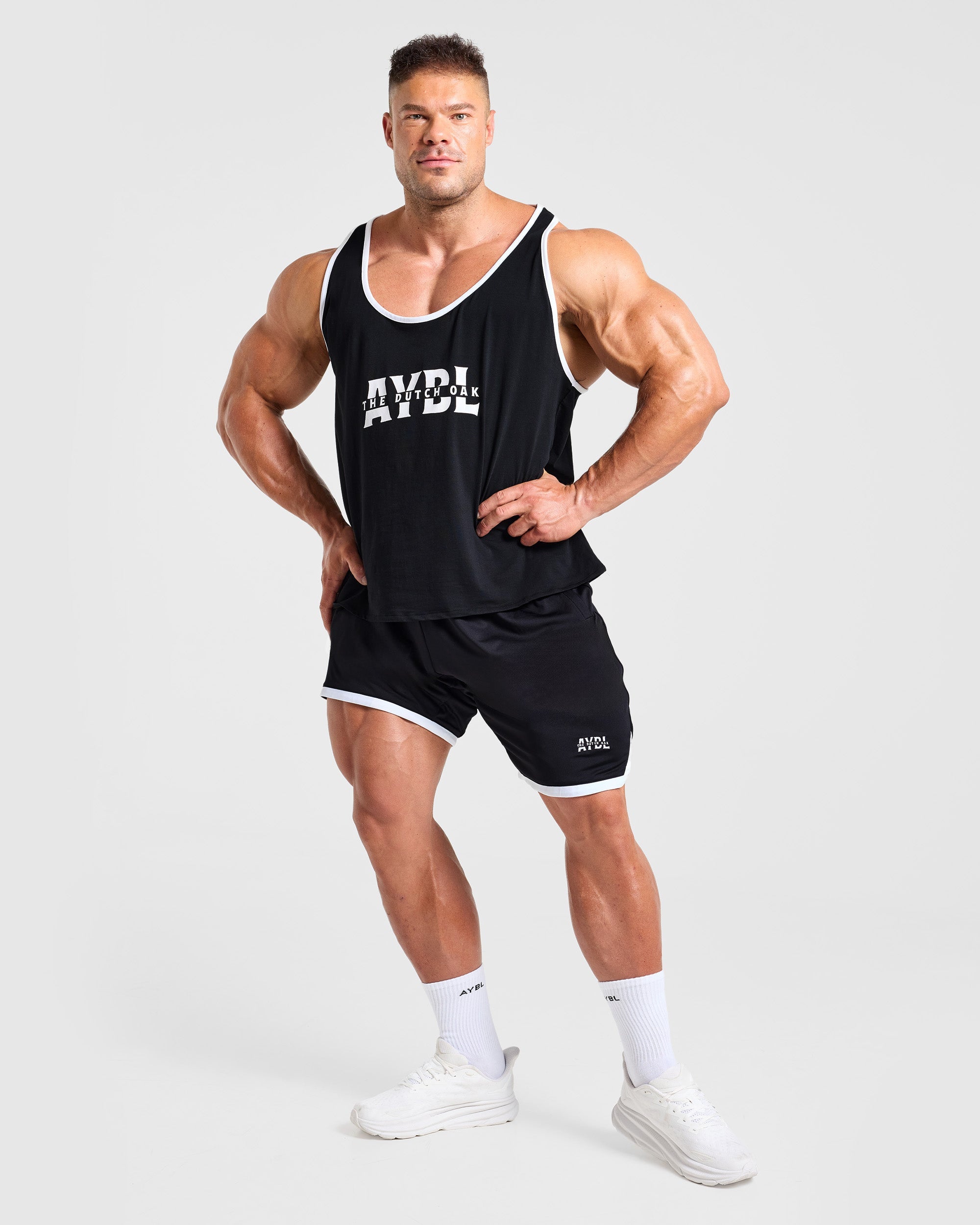 Wesley Vissers x Old School Contrast Shorts - Schwarz