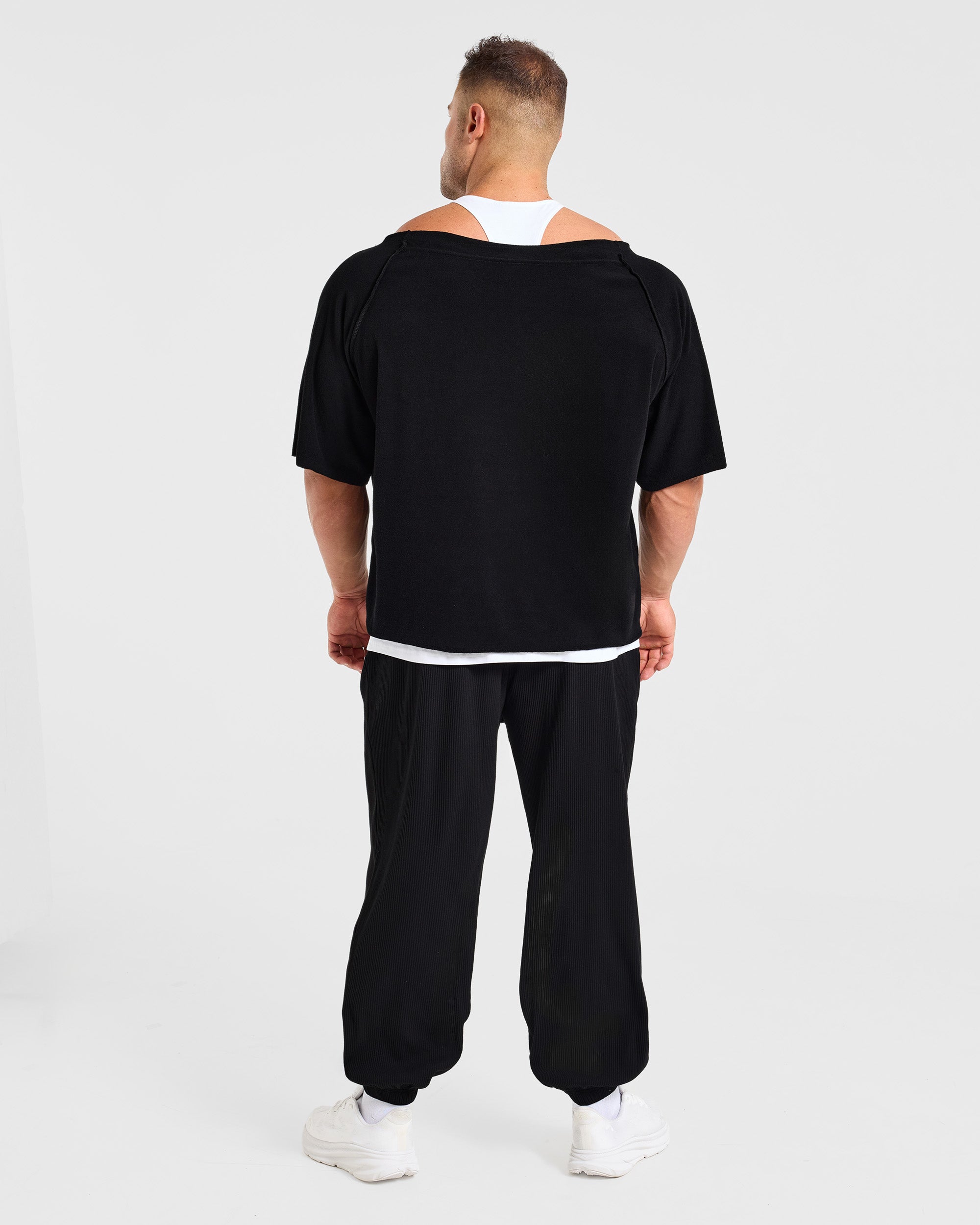Wesley Vissers x Old School Wide Neck T Shirt - Schwarz
