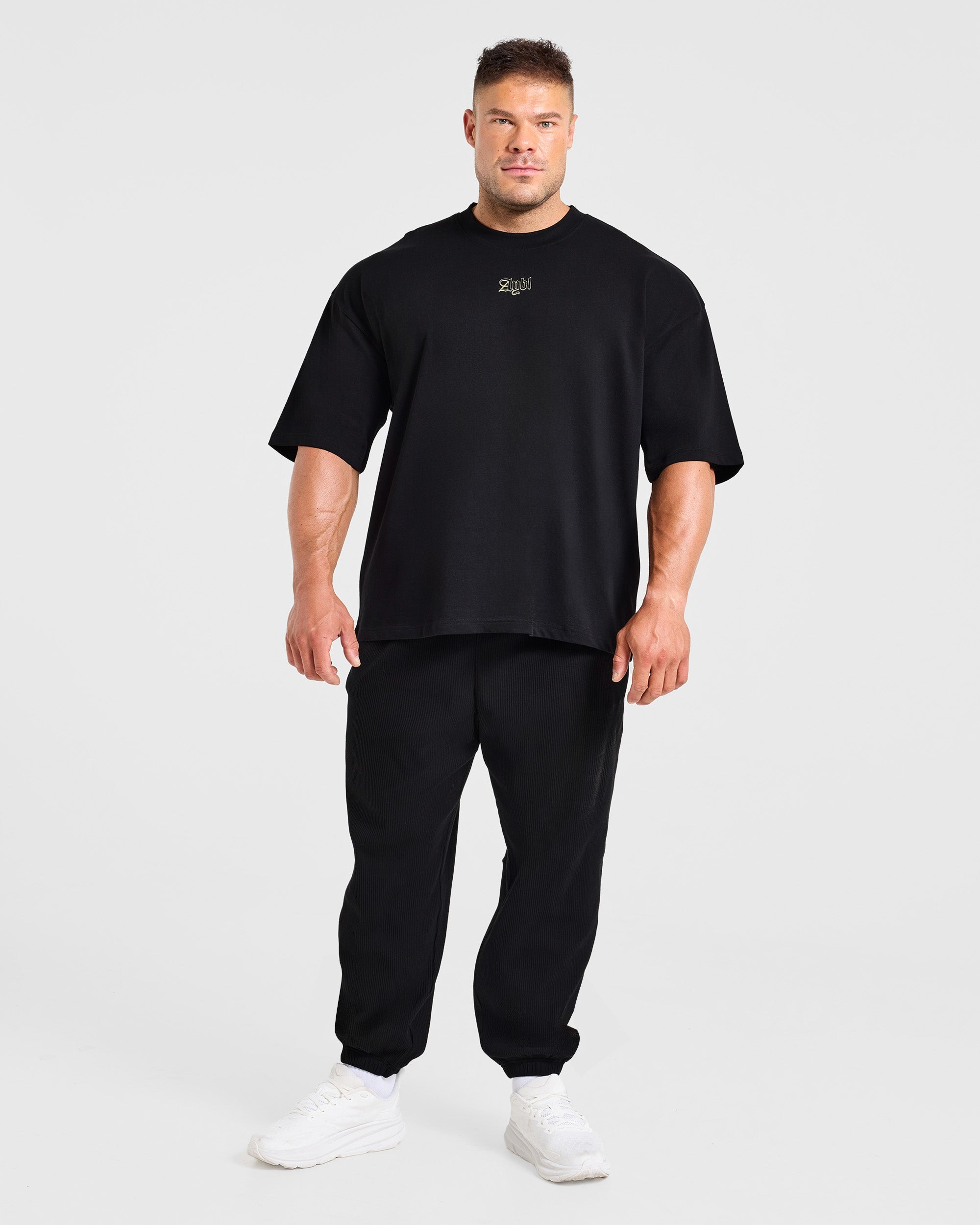 Wesley Vissers x Built to Conquer Oversized T Shirt - Schwarz