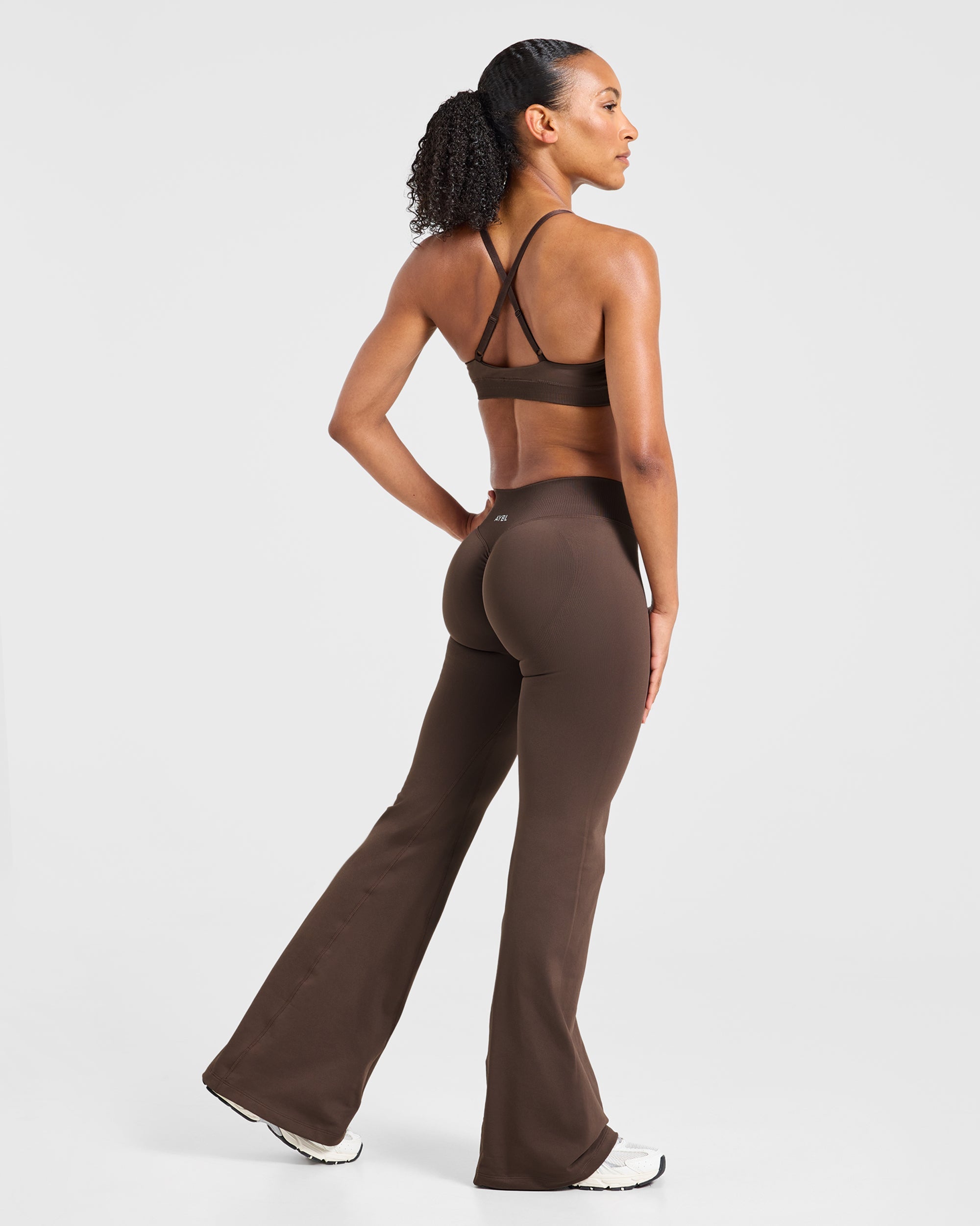 Enhance Seamless Flared Leggings - Braun