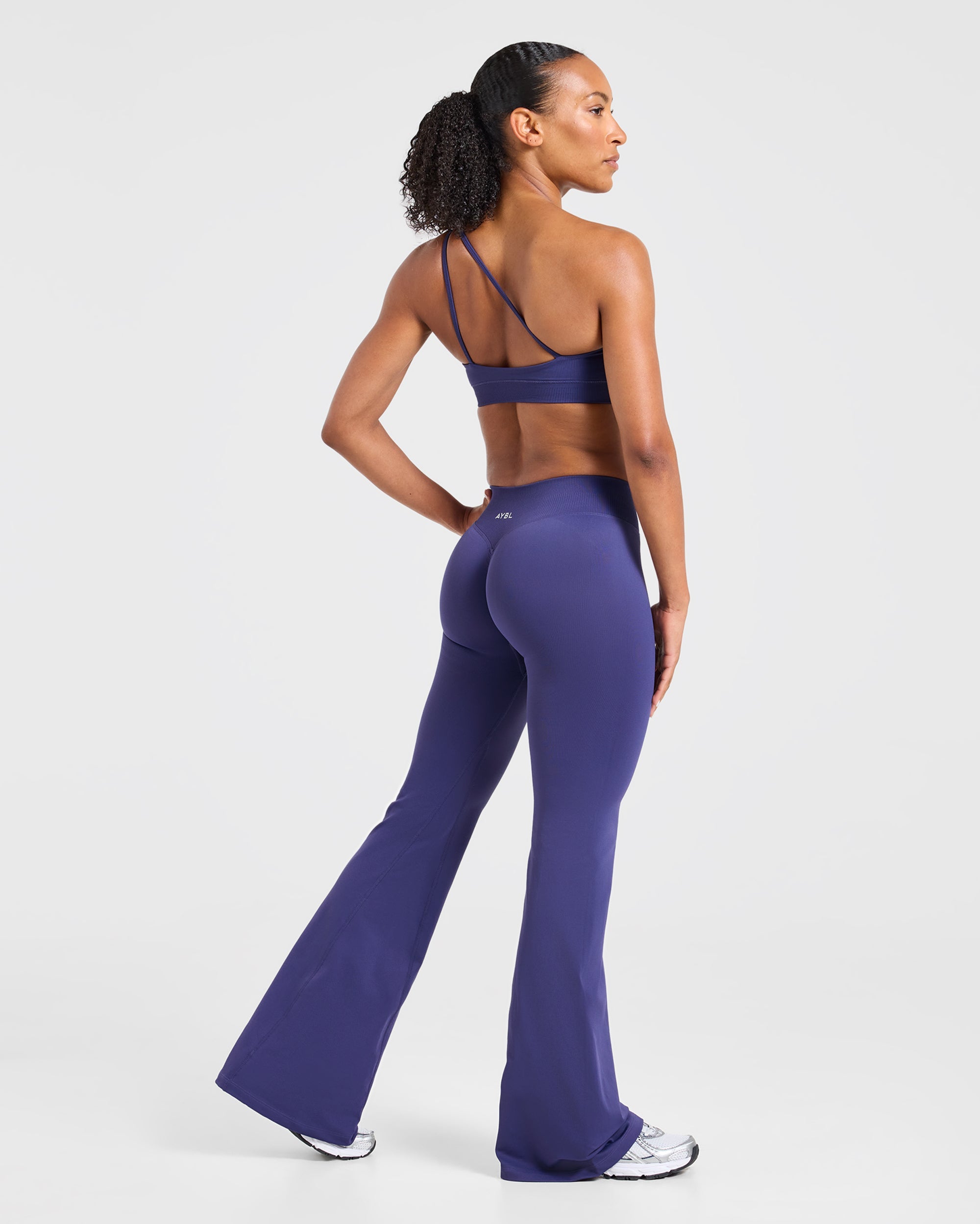 Enhance Seamless Flared Leggings - Storm Blau