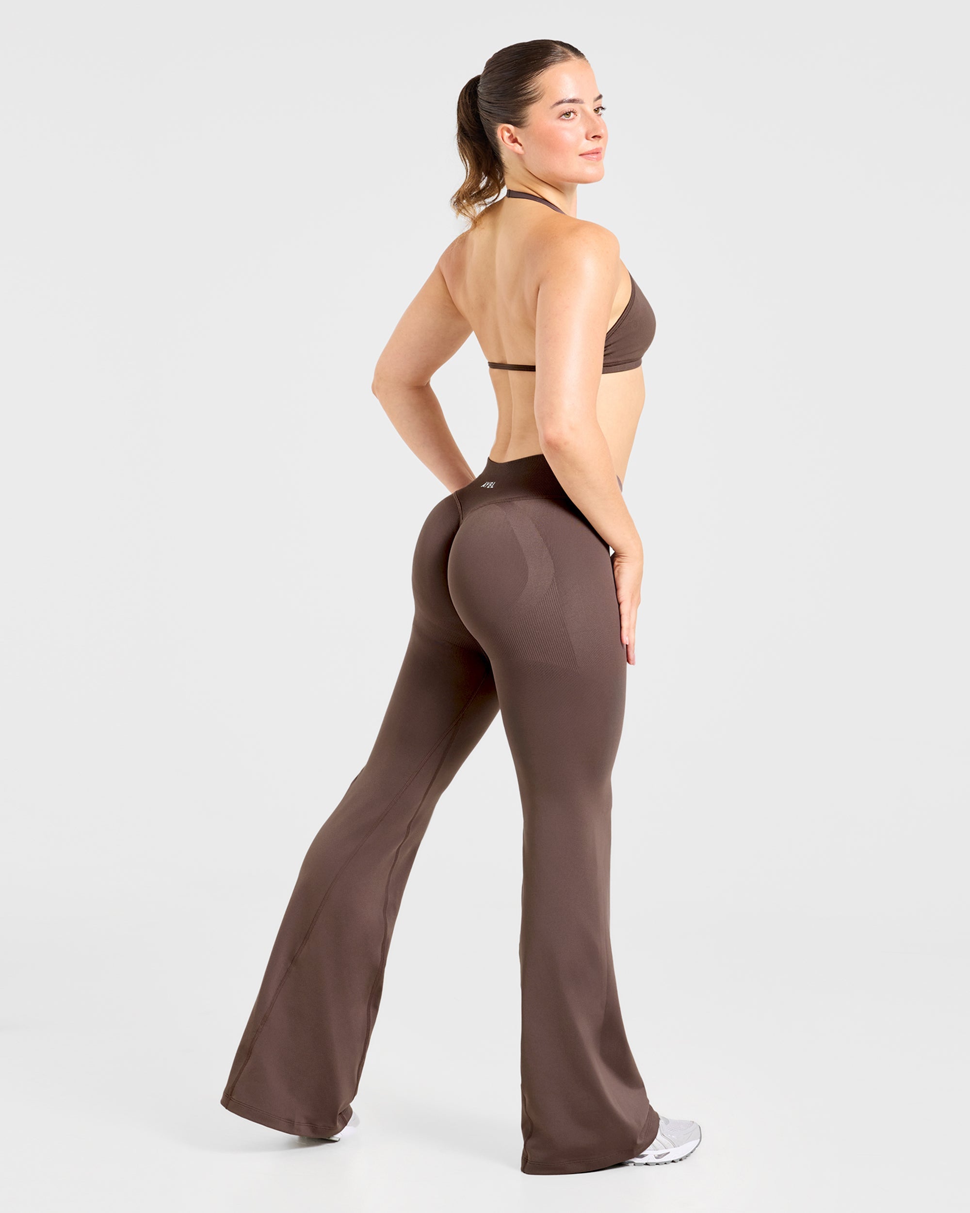 Adapt Seamless Flared Leggings - Braun
