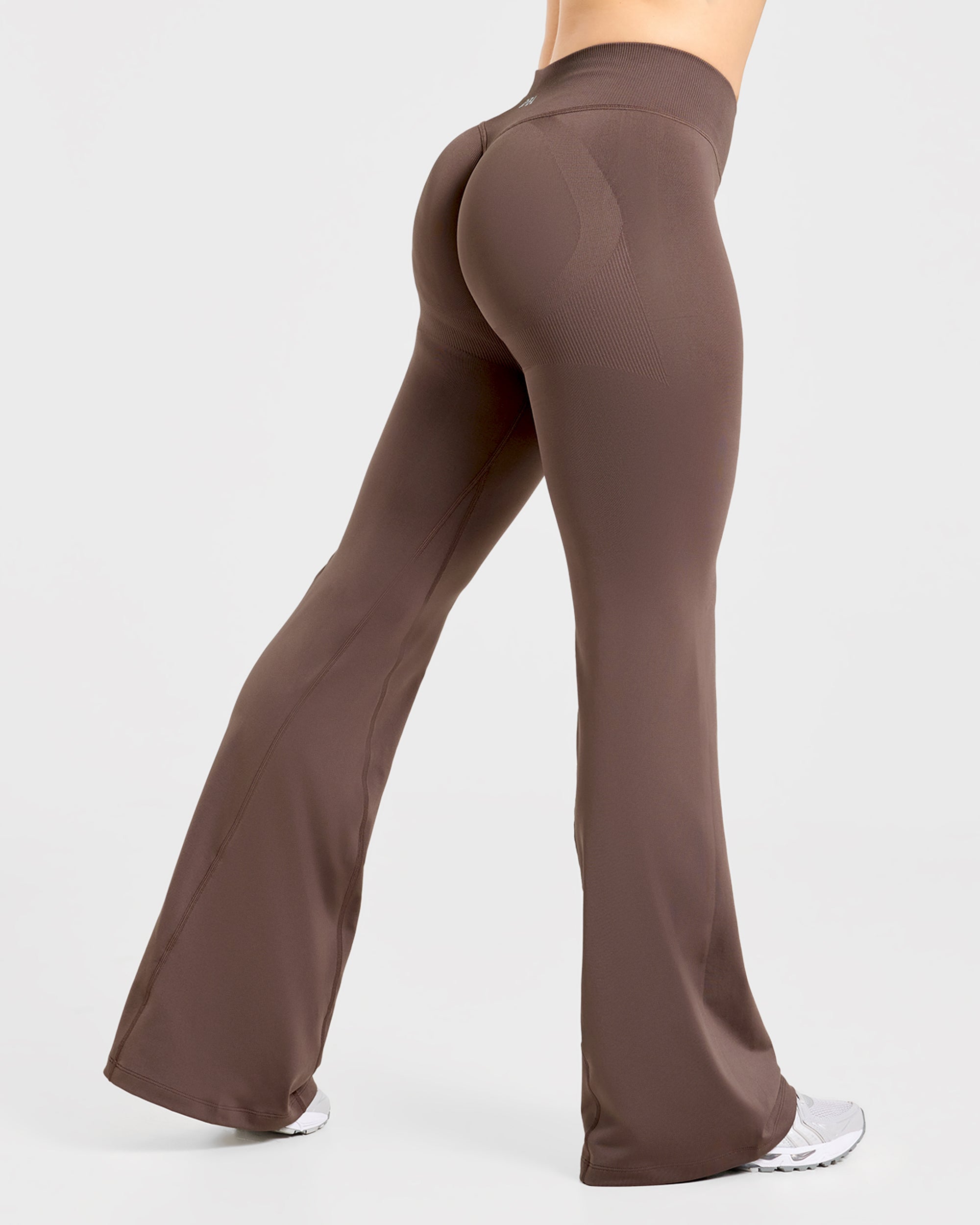 Adapt Seamless Flared Leggings - Braun