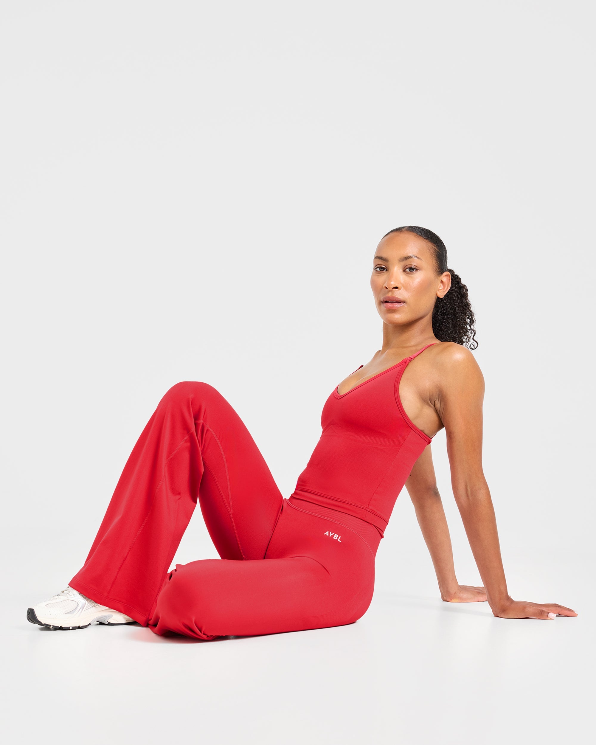 Adapt Seamless Flared Leggings - Salsa Rot