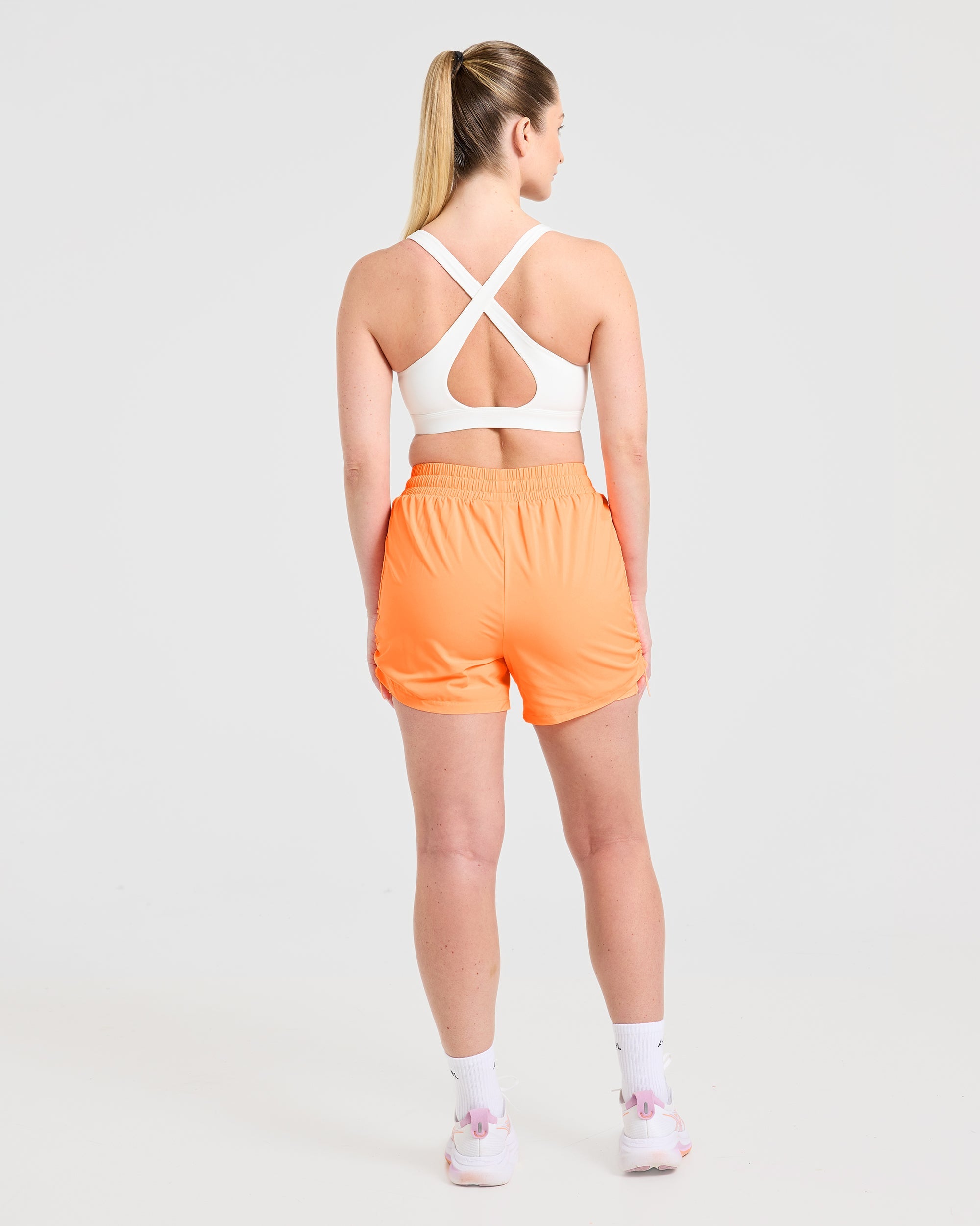 Run Cross Back Sports Bra - Weiß