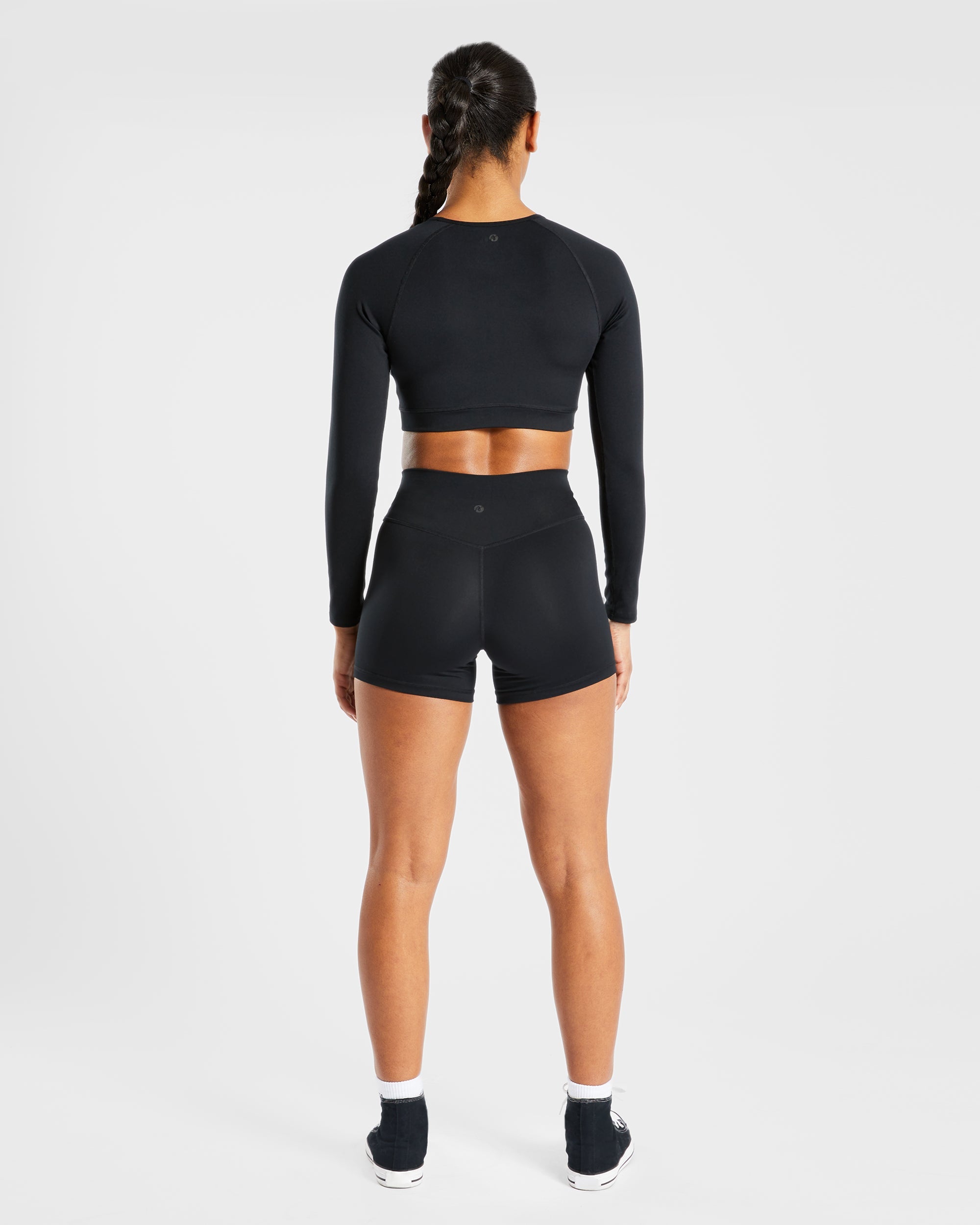 Staple Long Sleeve Crop Top - Schwarz