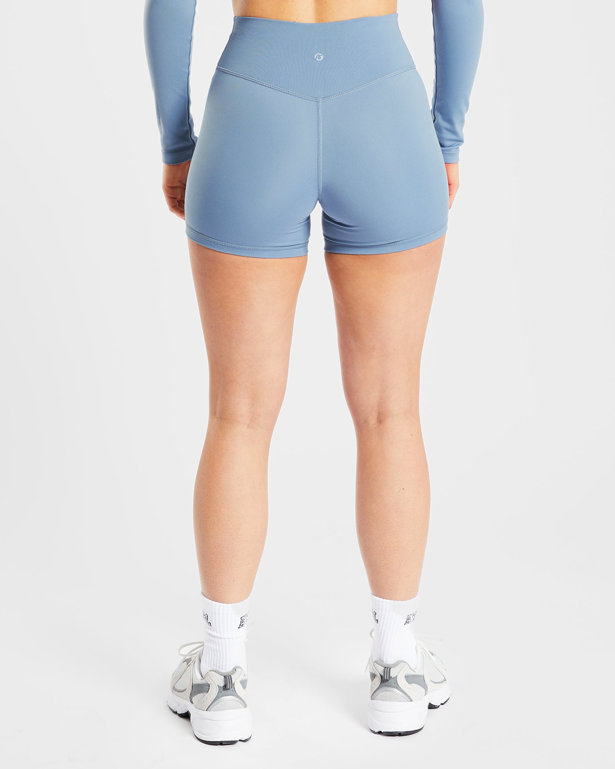 Staple Shorts - Slate Blau