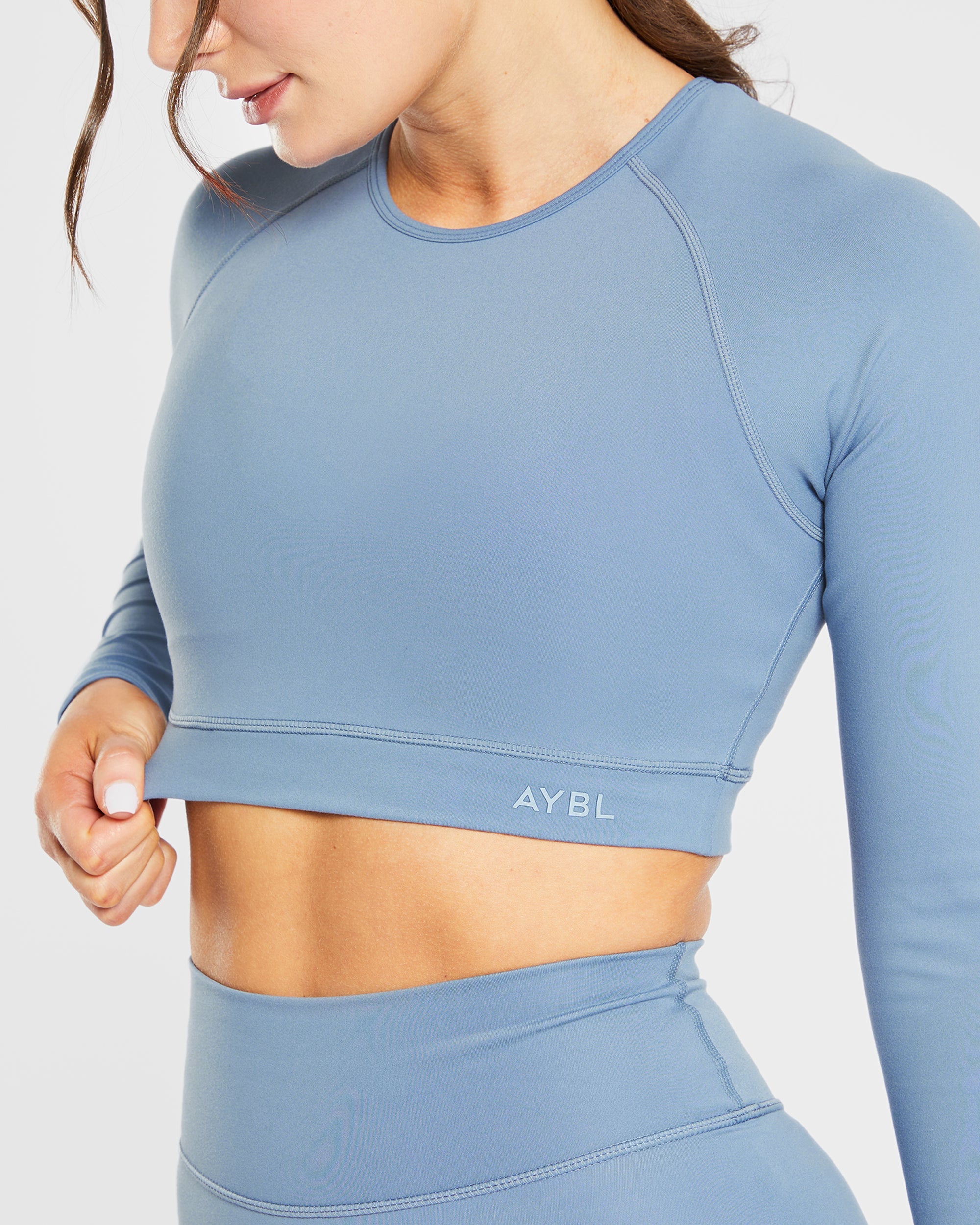 Staple Long Sleeve Crop Top - Slate Blau