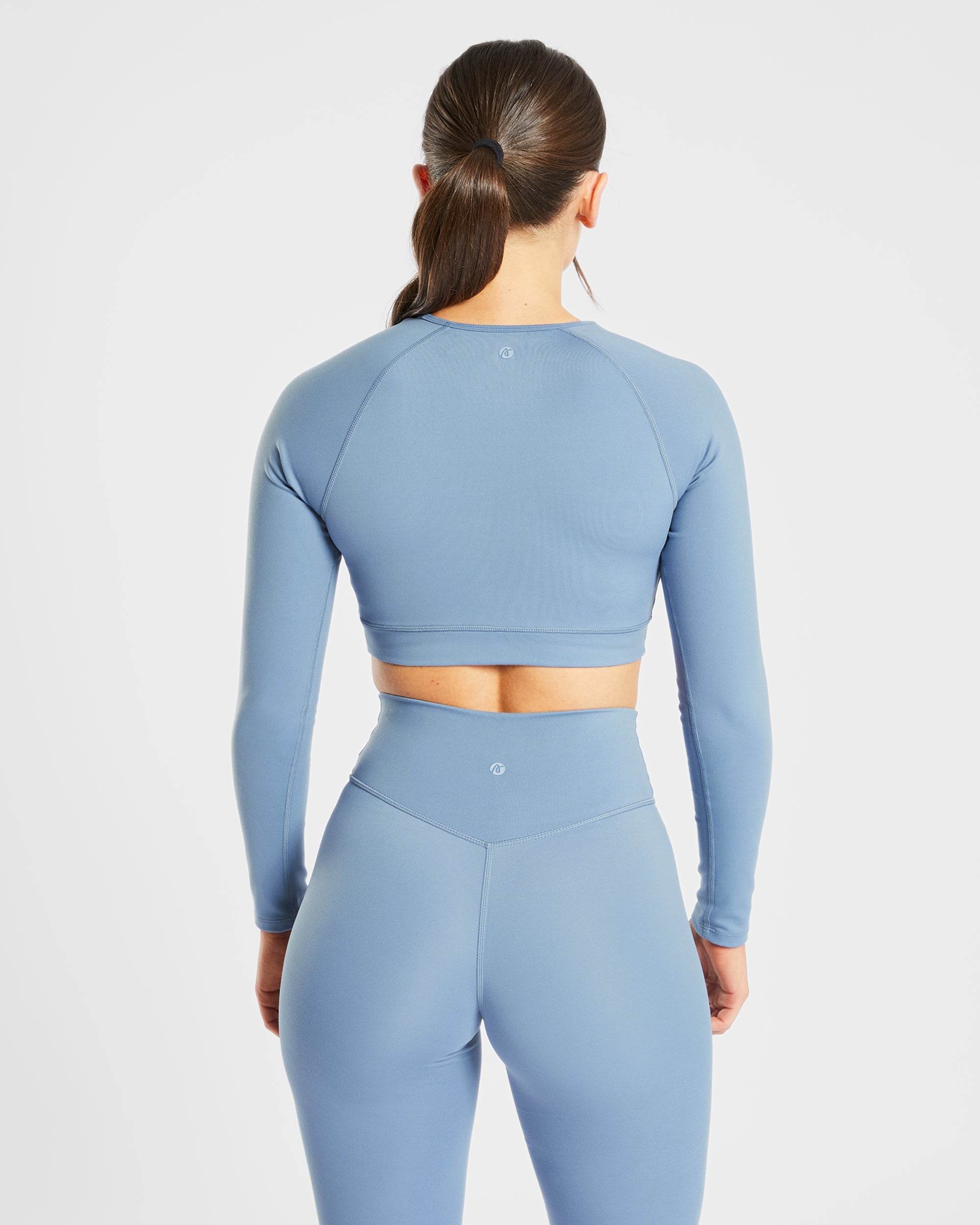 Staple Long Sleeve Crop Top - Slate Blau