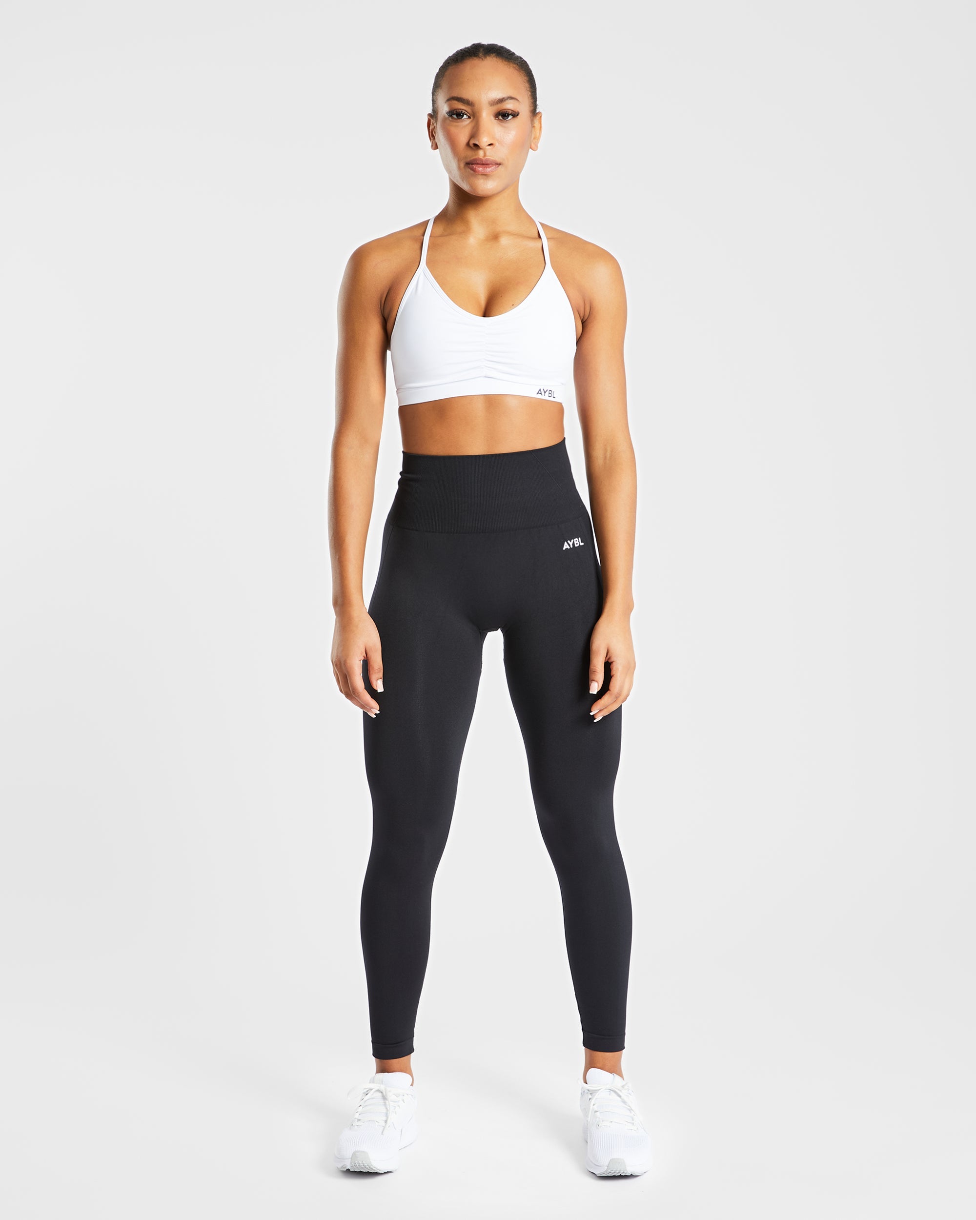 Essential Ruched Sports Bra - Weiß