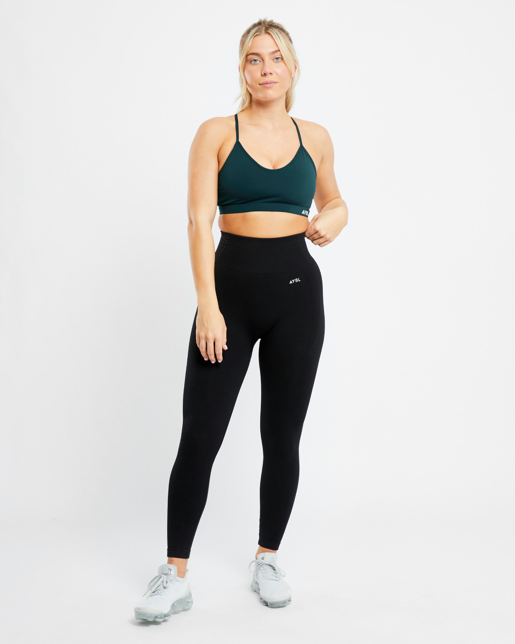 Essential V Neck Sports Bra - Forest Grün