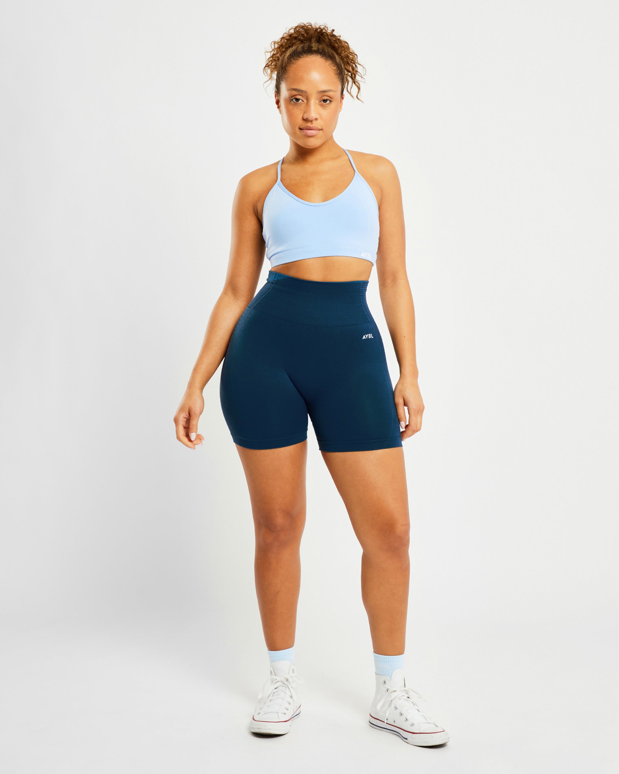 Essential V Neck Sports Bra - Powder Blau