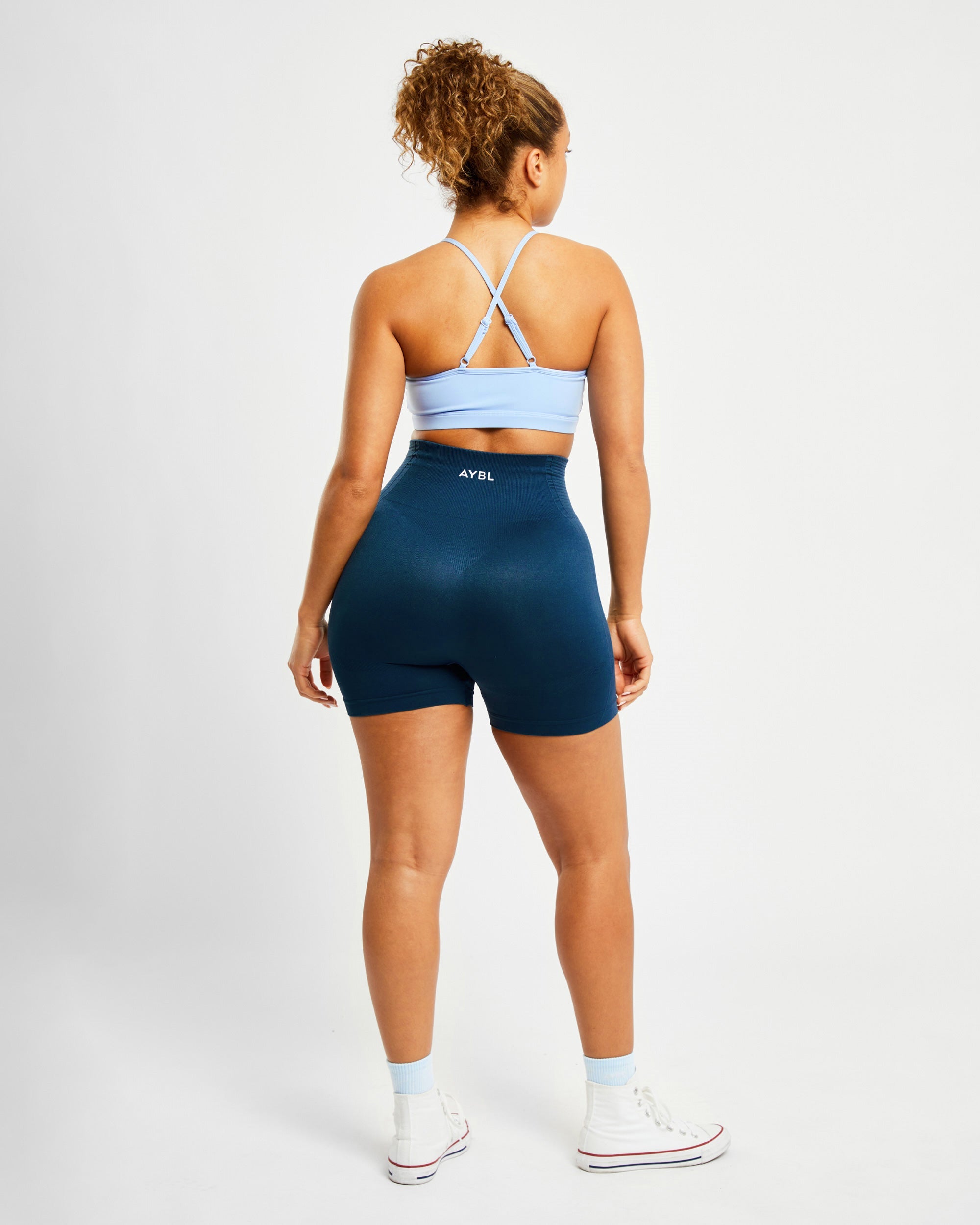 Essential V Neck Sports Bra - Powder Blau