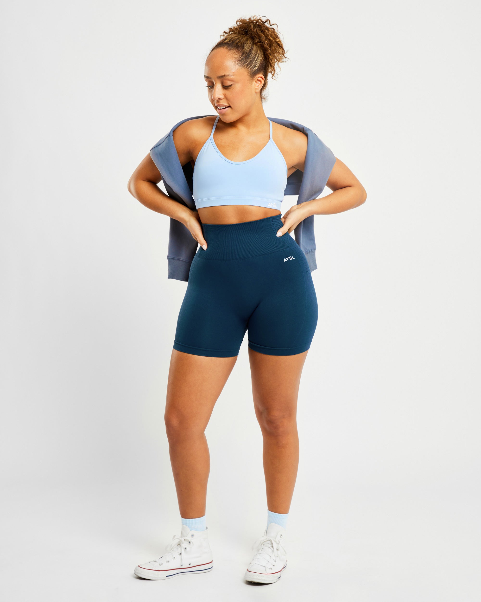 Essential V Neck Sports Bra - Powder Blau