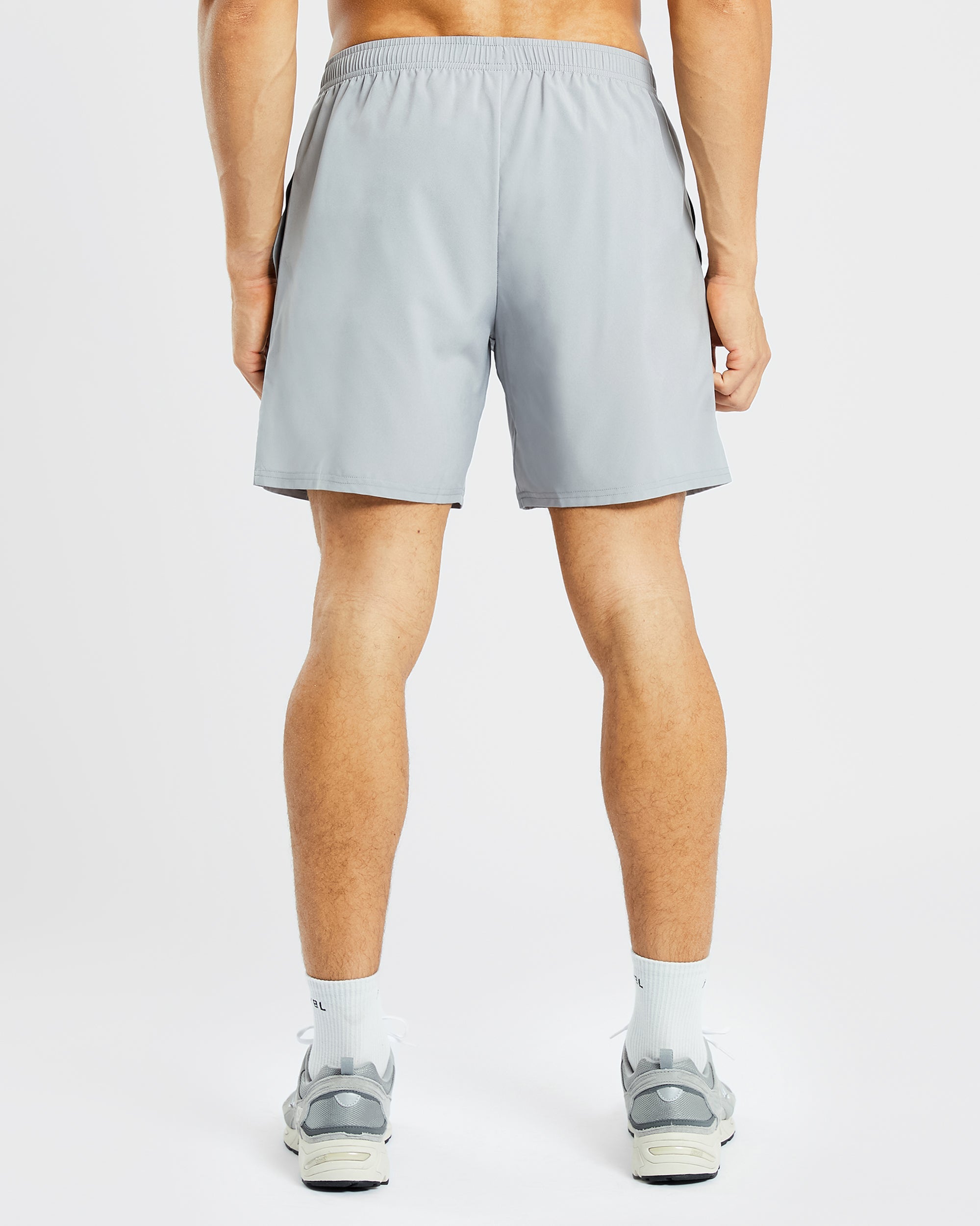 Core 7" Shorts - Grau