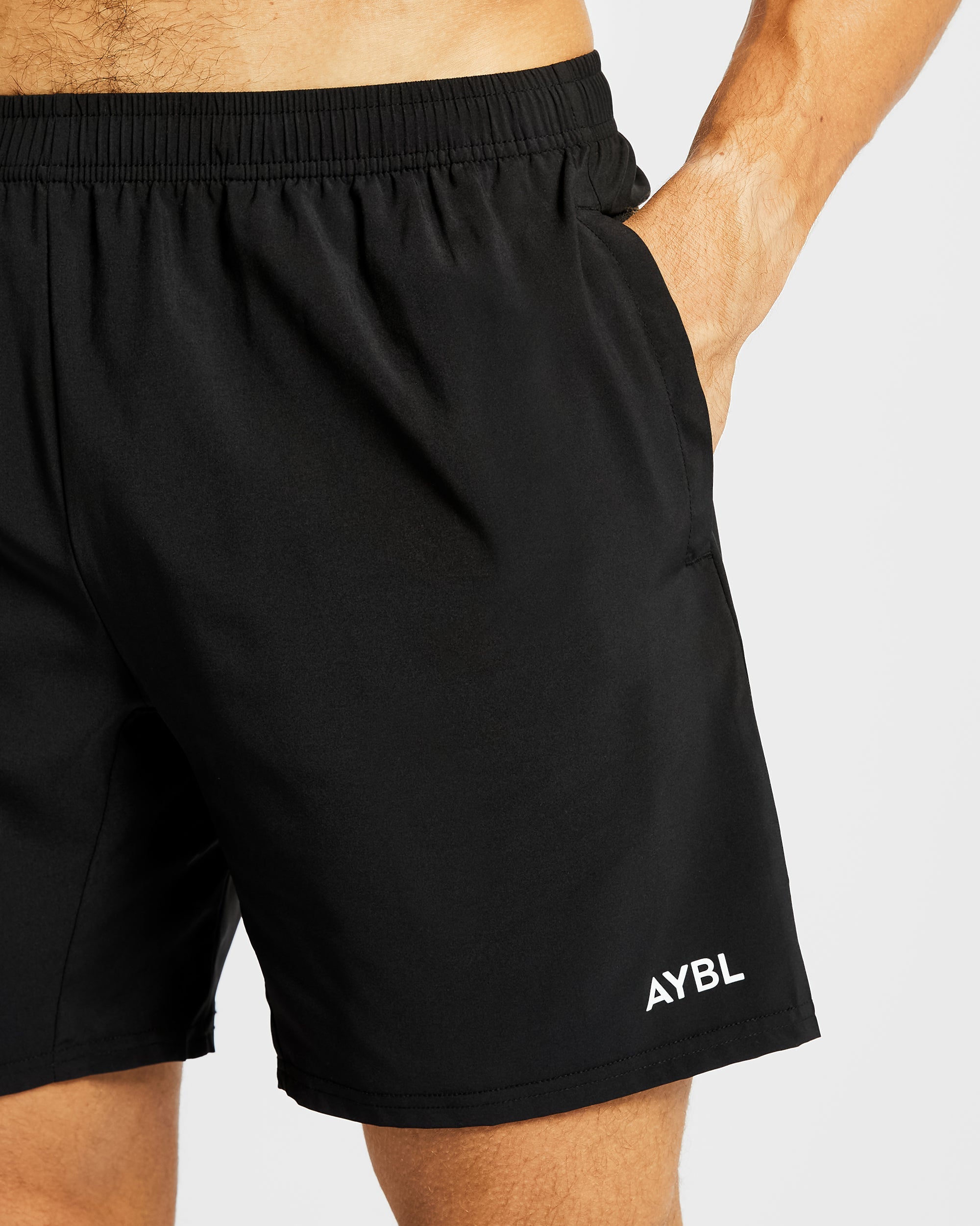 Core 7" Shorts - Schwarz