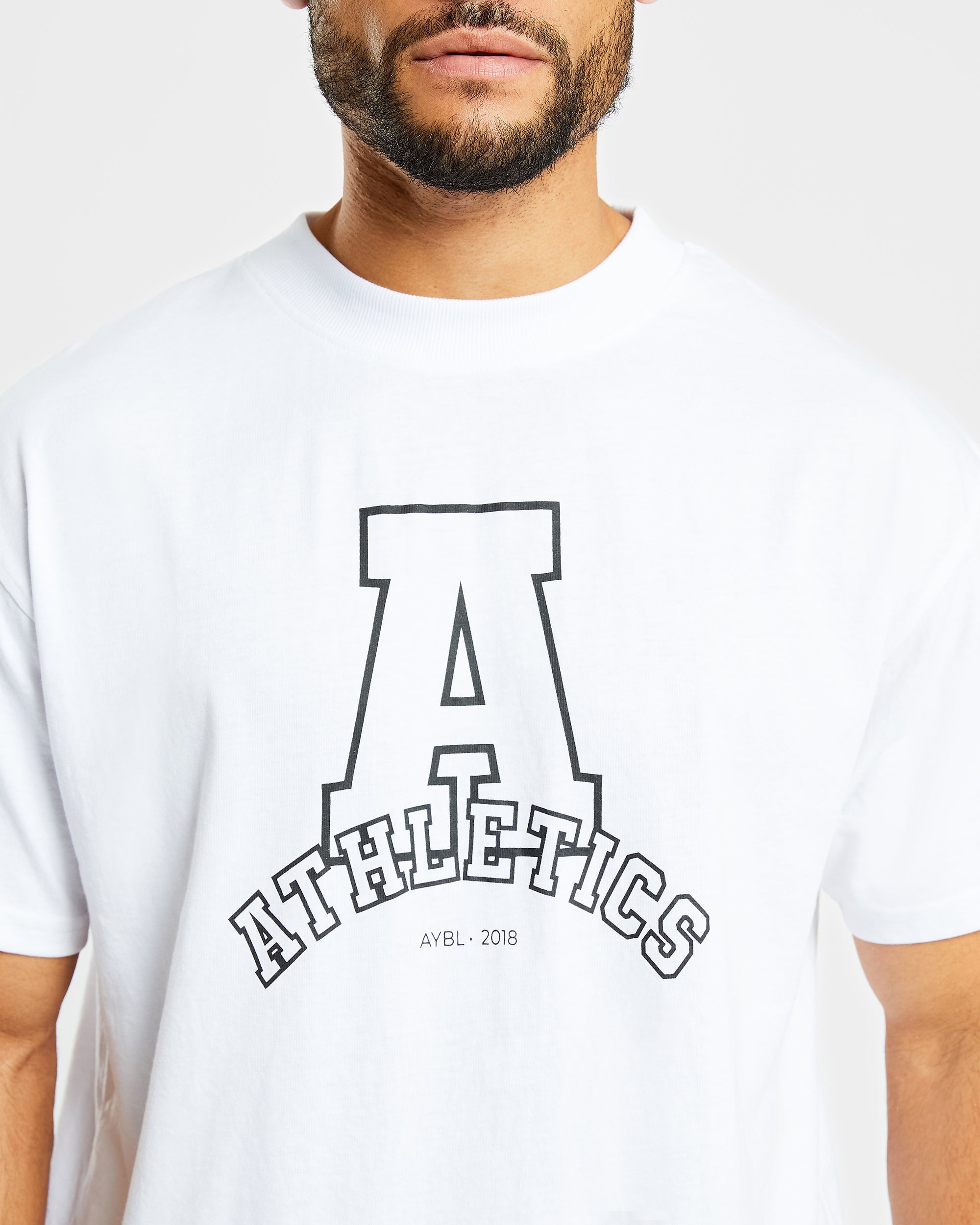 Athletics Varsity Oversized T Shirt - Weiß