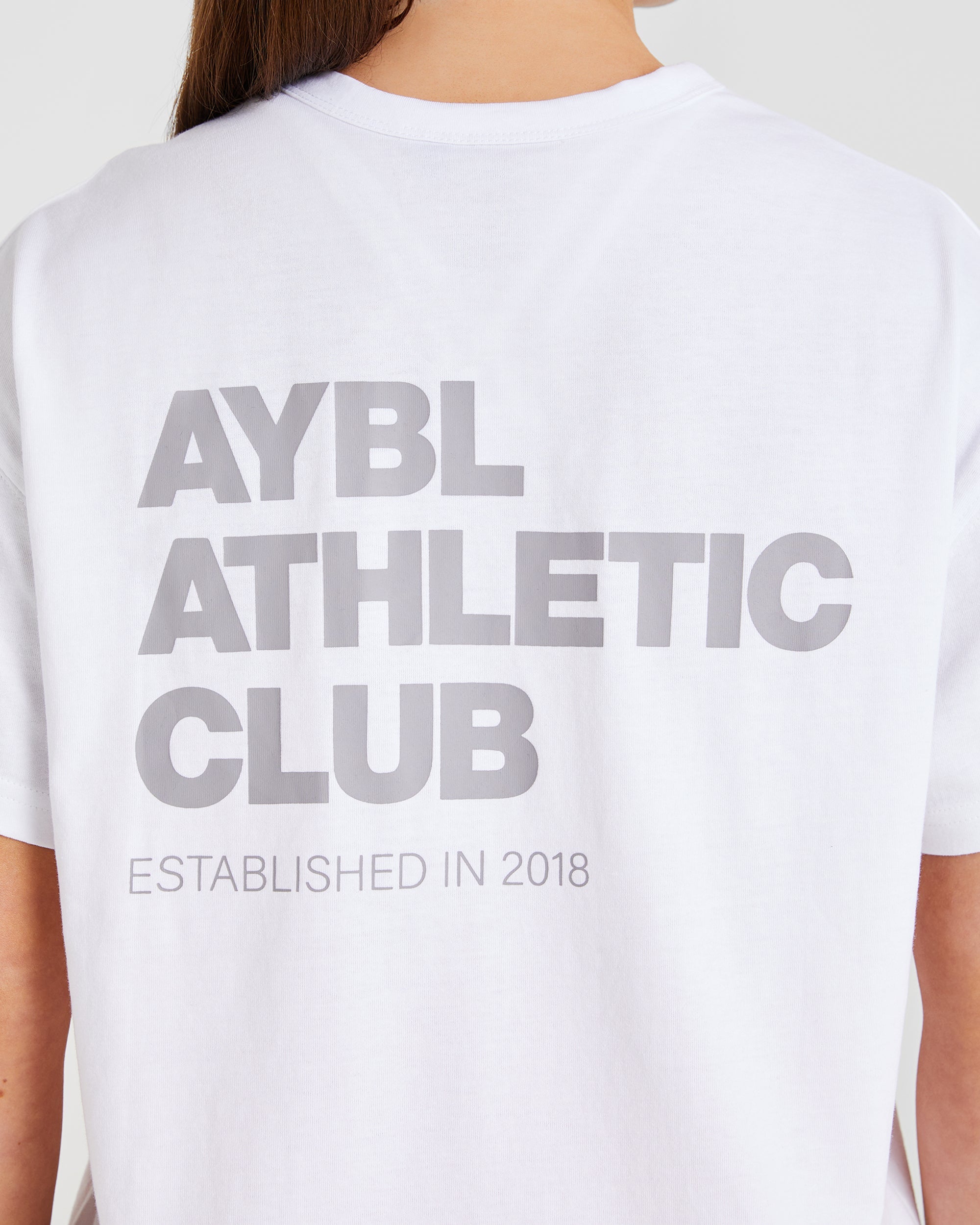 Athletics Club Oversized T Shirt - Weiß/Grau