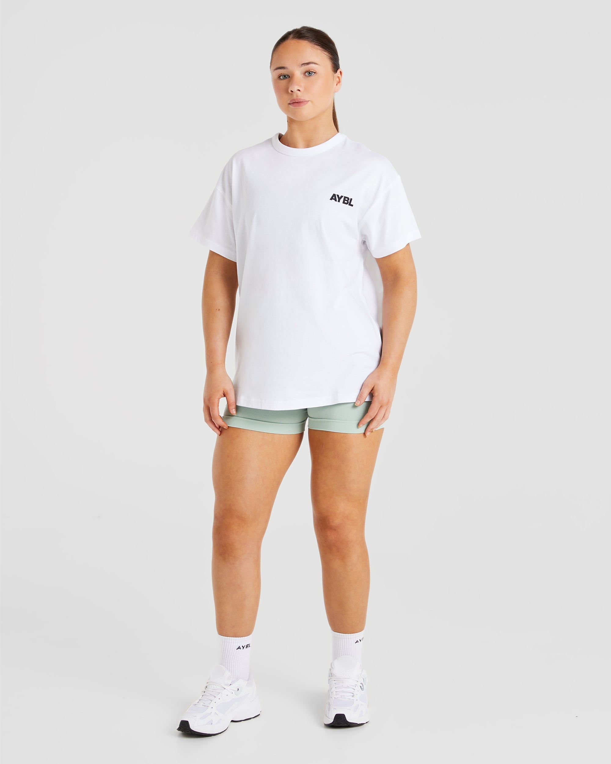 Athletics Club Oversized T Shirt - Weiß