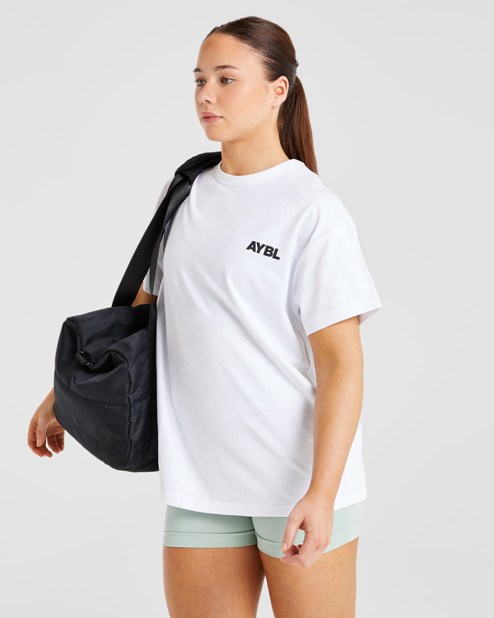 Athletics Club Oversized T Shirt - Weiß