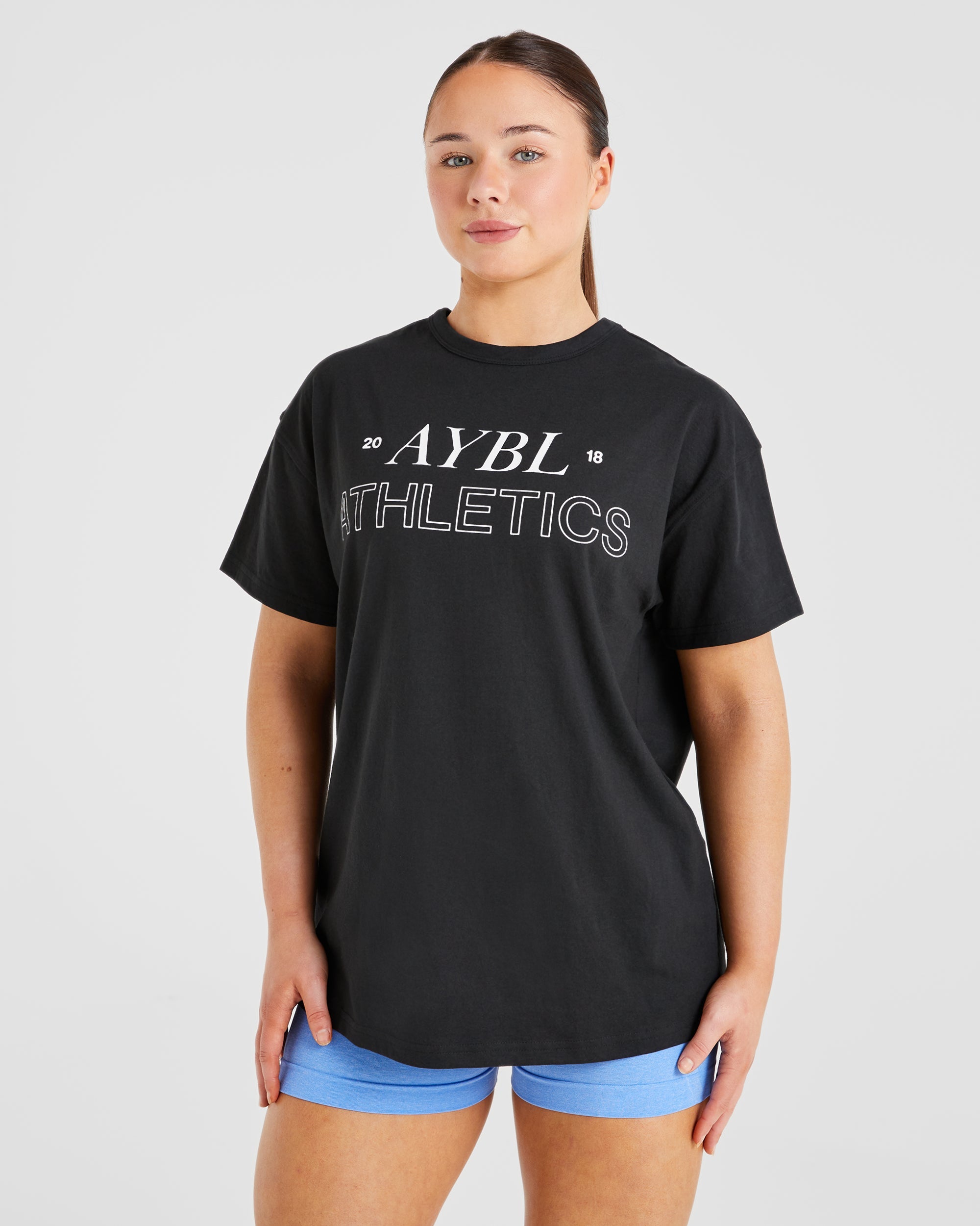 Athletics 18 Oversized T Shirt - Schwarz