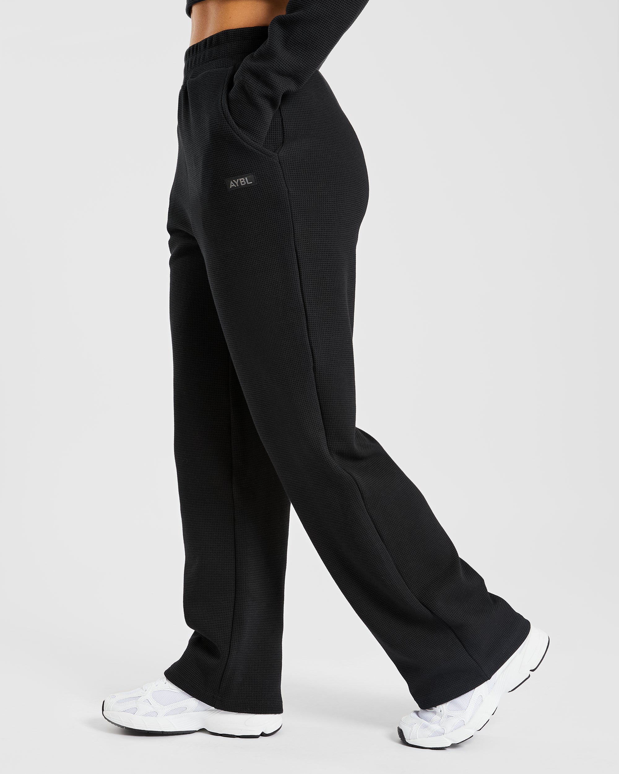 Waffle Straight Leg Joggers - Schwarz