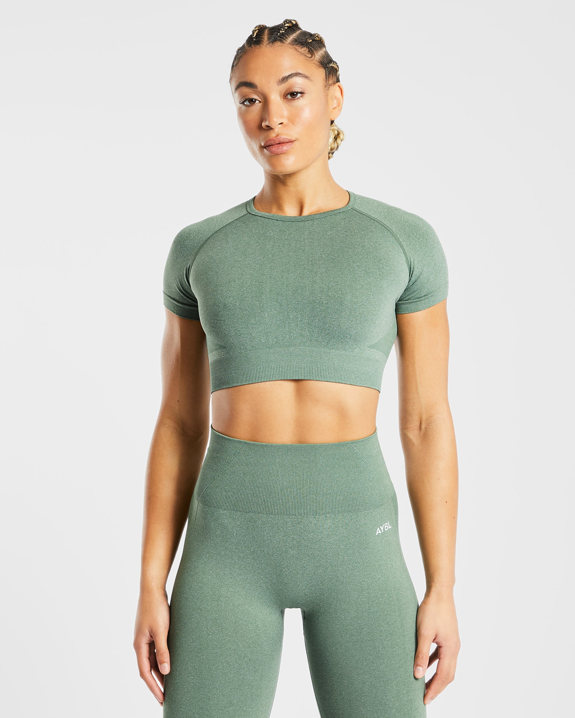 LASLULU Womens Halter Neck Sports Bra Crop Tops Workout Tank Tops Summer  Tops Longline Padded High Impact Running Athletic Bra Camis Cropped Tank  Tops(Army Green Small) : : Clothing, Shoes & Accessories