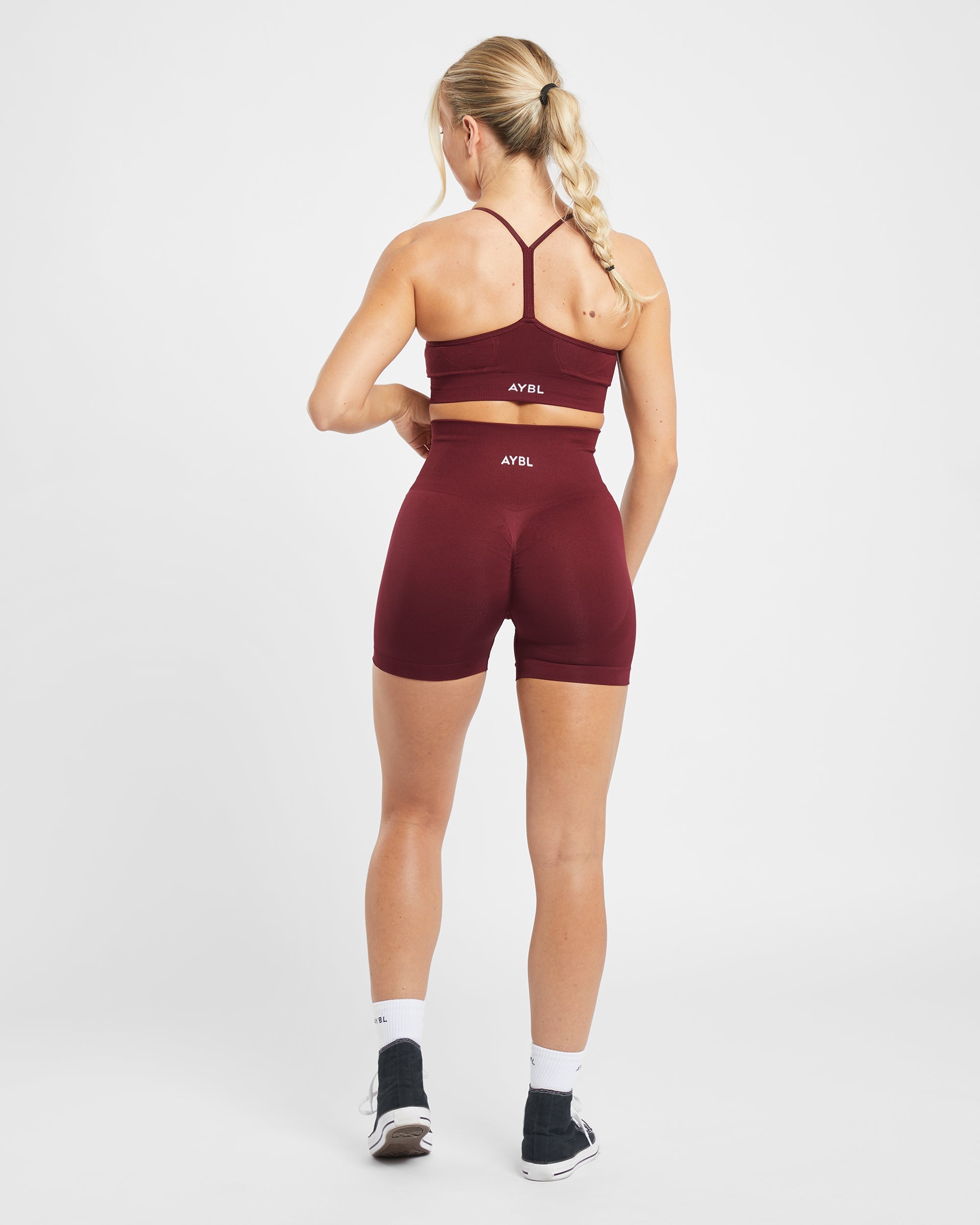 Empower Seamless Shorts - Rot Wine