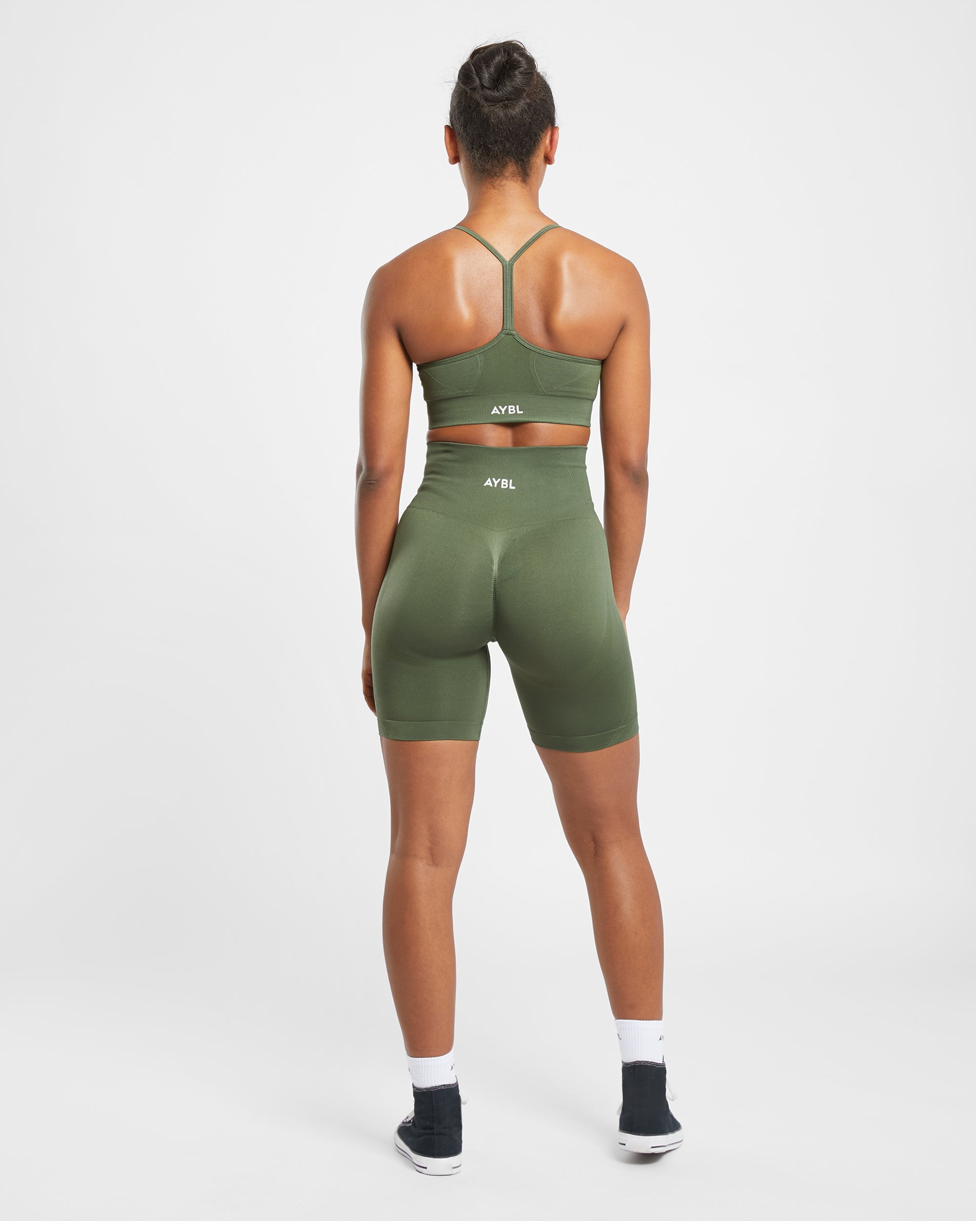 Empower Seamless Cycling Shorts - Khaki Grün