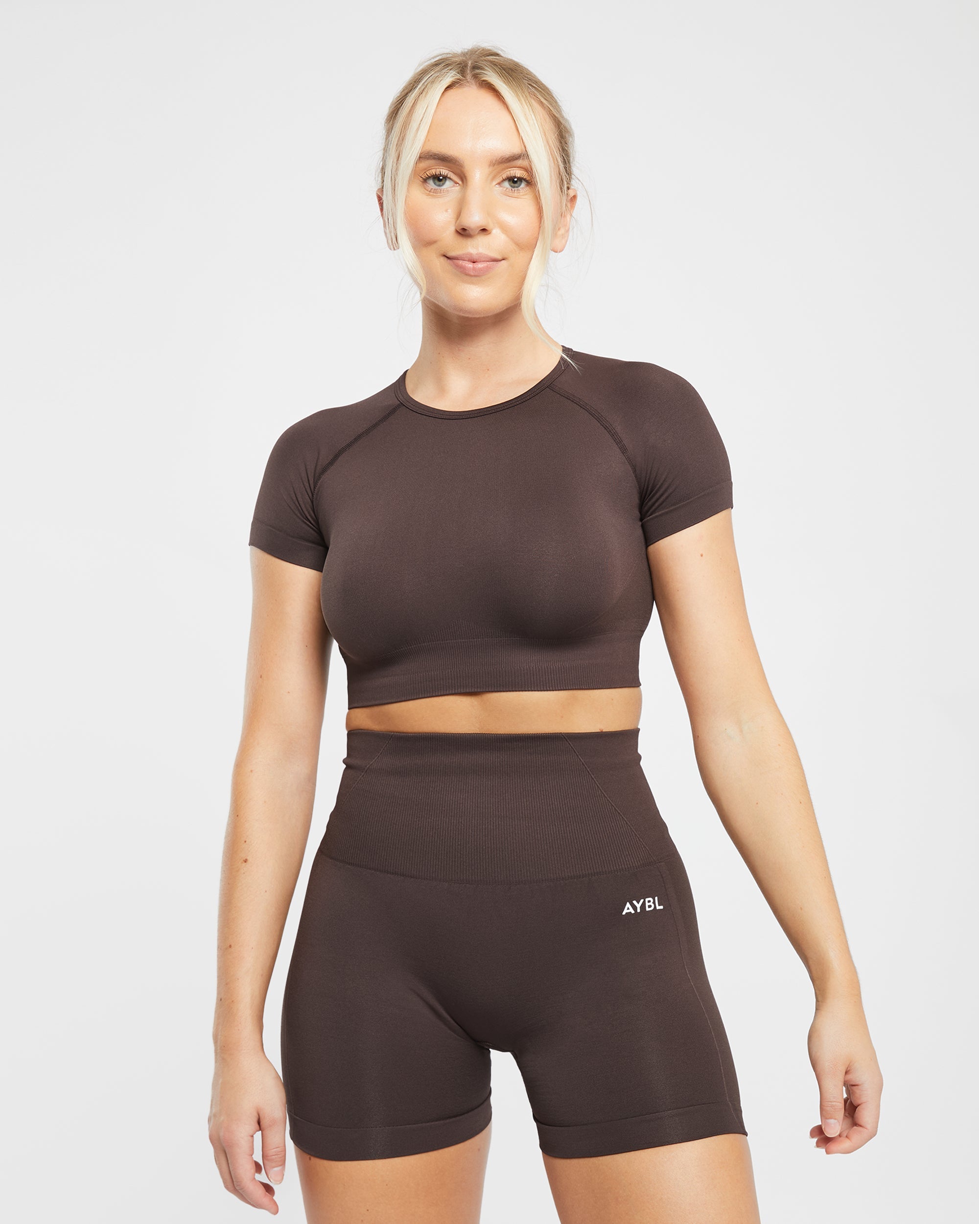 Empower Seamless Crop Top - Cocoa Braun