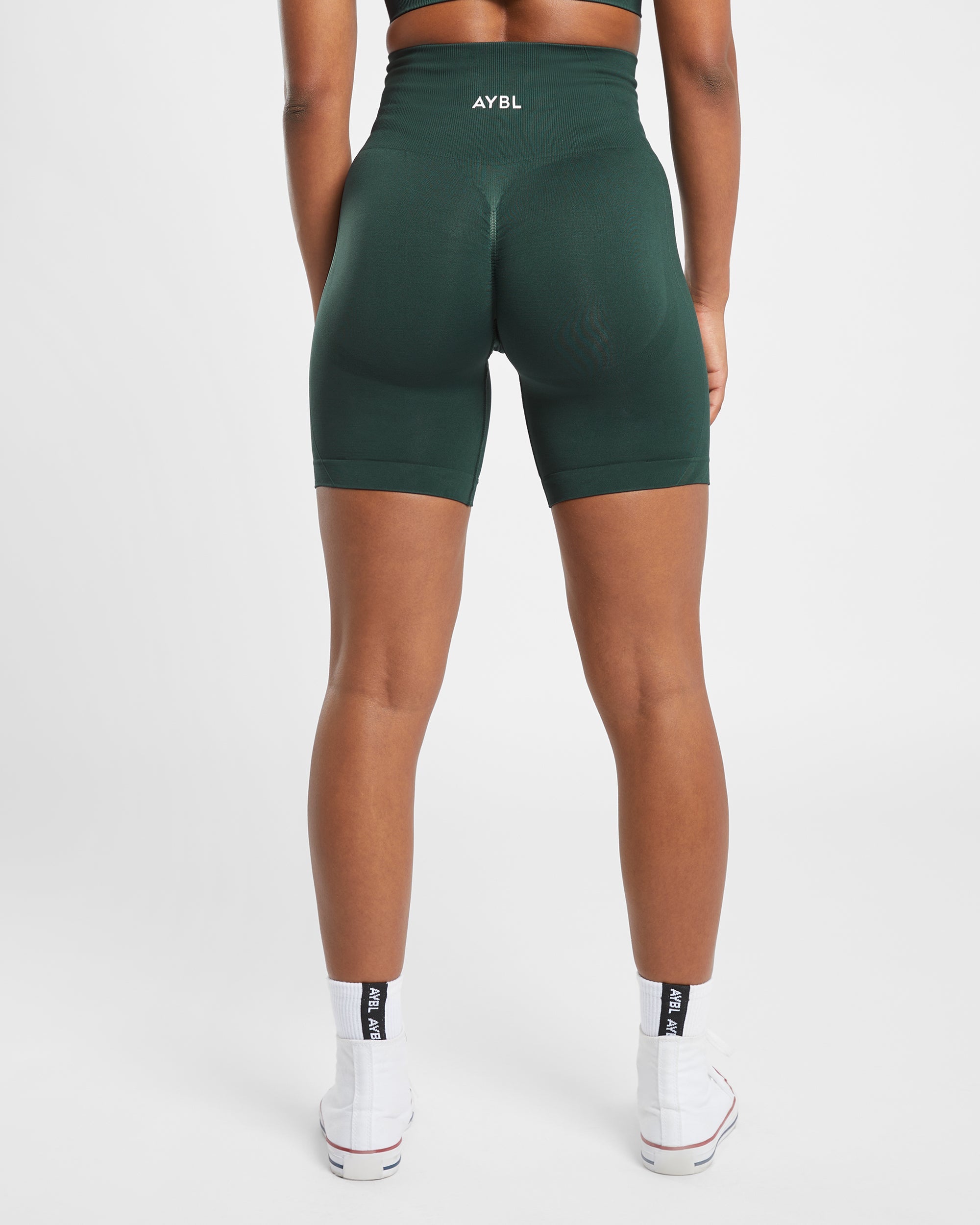 Empower Seamless Cycling Shorts - Dark Grün