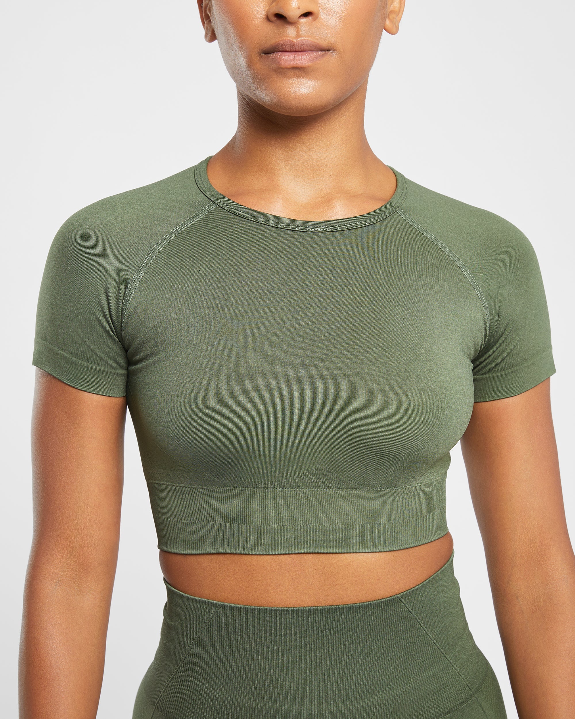 Empower Seamless Crop Top - Khaki Grün