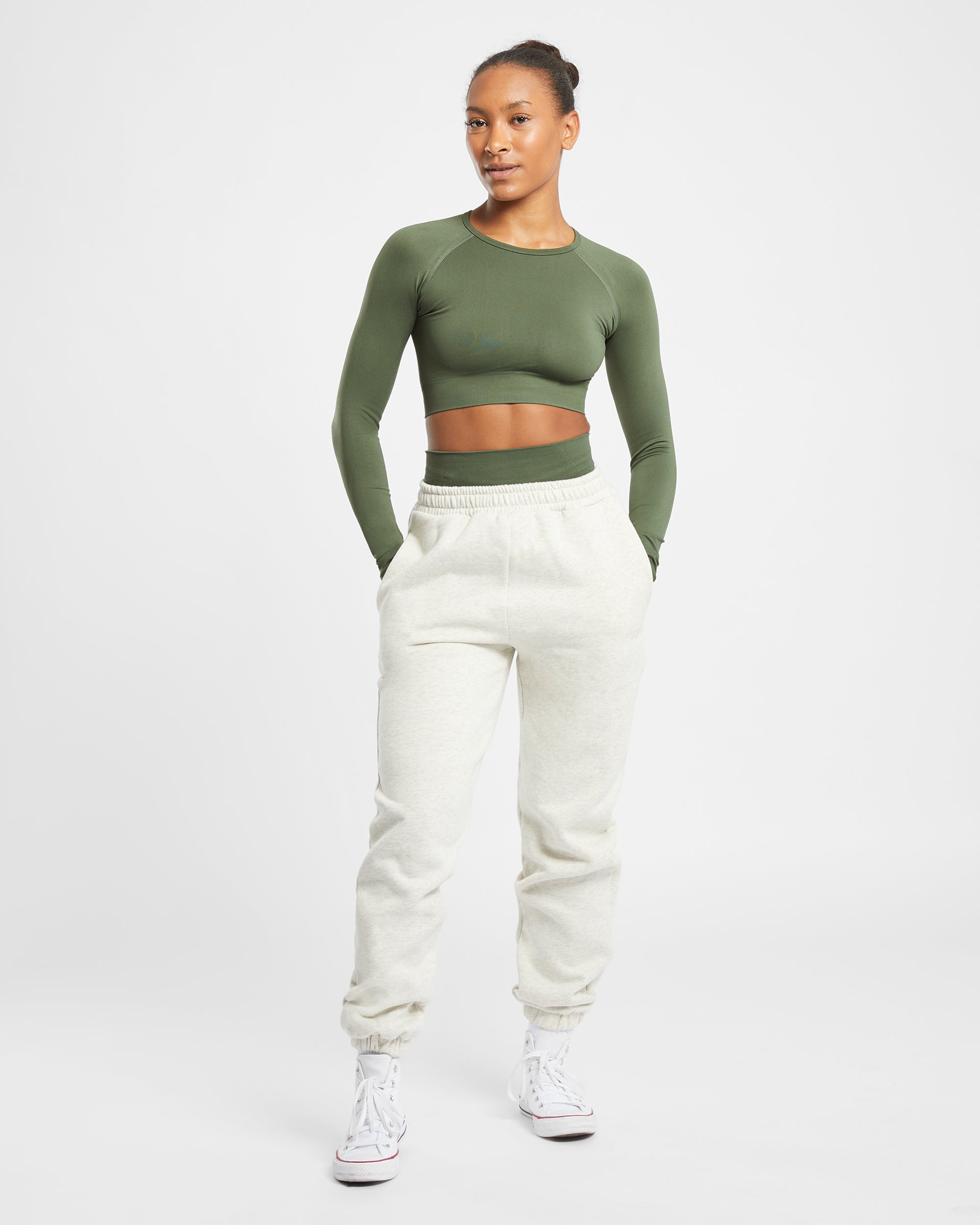 Empower Seamless Long Sleeve Crop Top - Khaki Grün