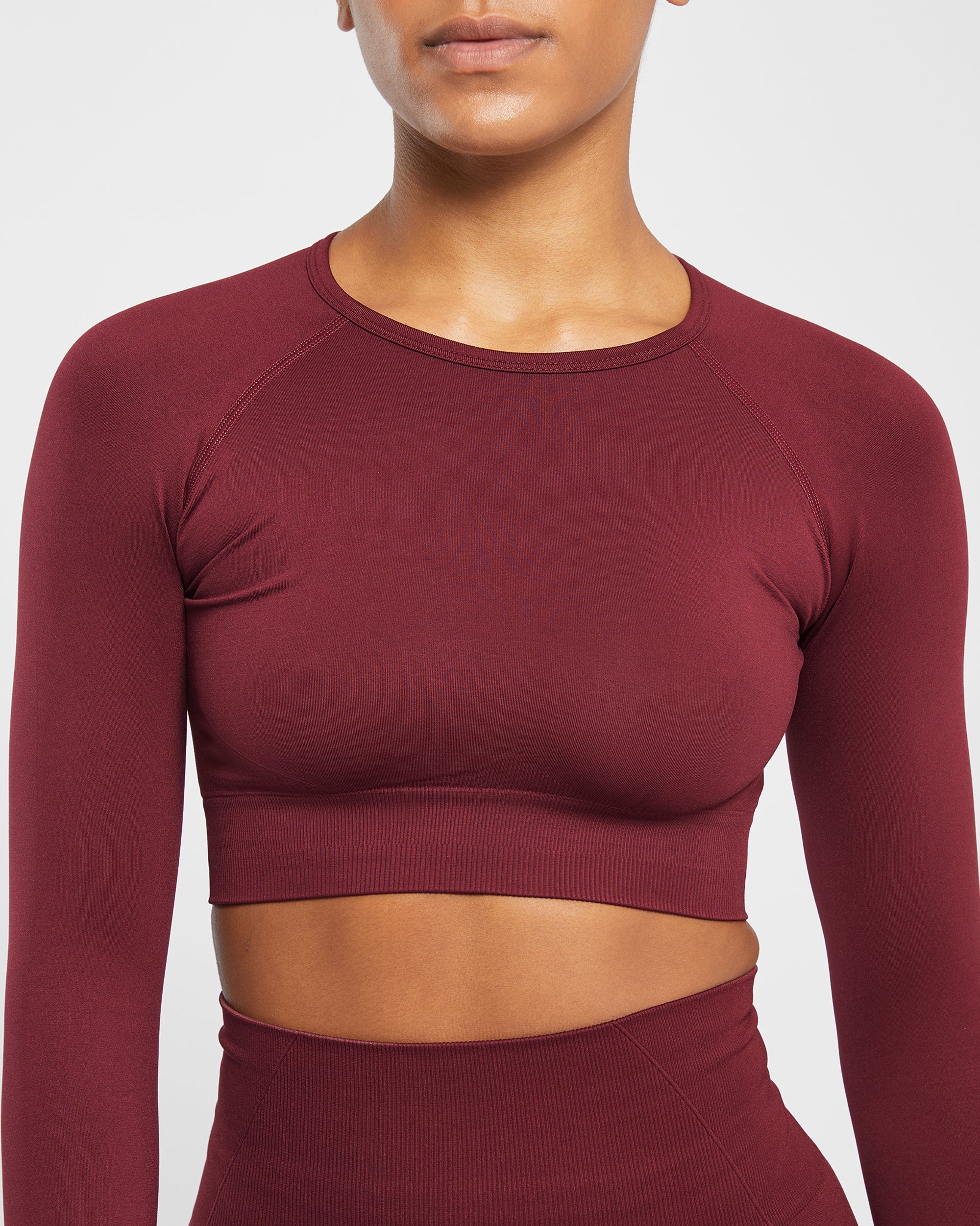 Empower Seamless Long Sleeve Crop Top - Rot Wine