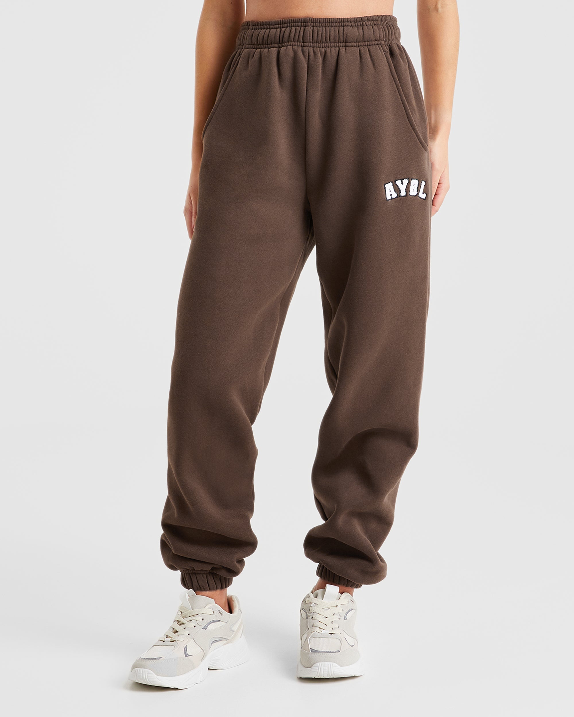 Varsity Oversized Joggers - Braun