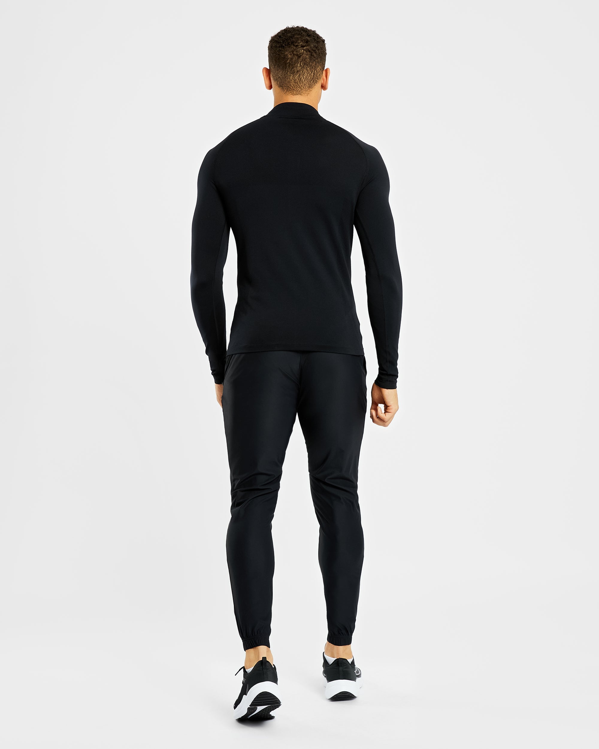 Essential Seamless 1/4 Zip Pullover - Schwarz