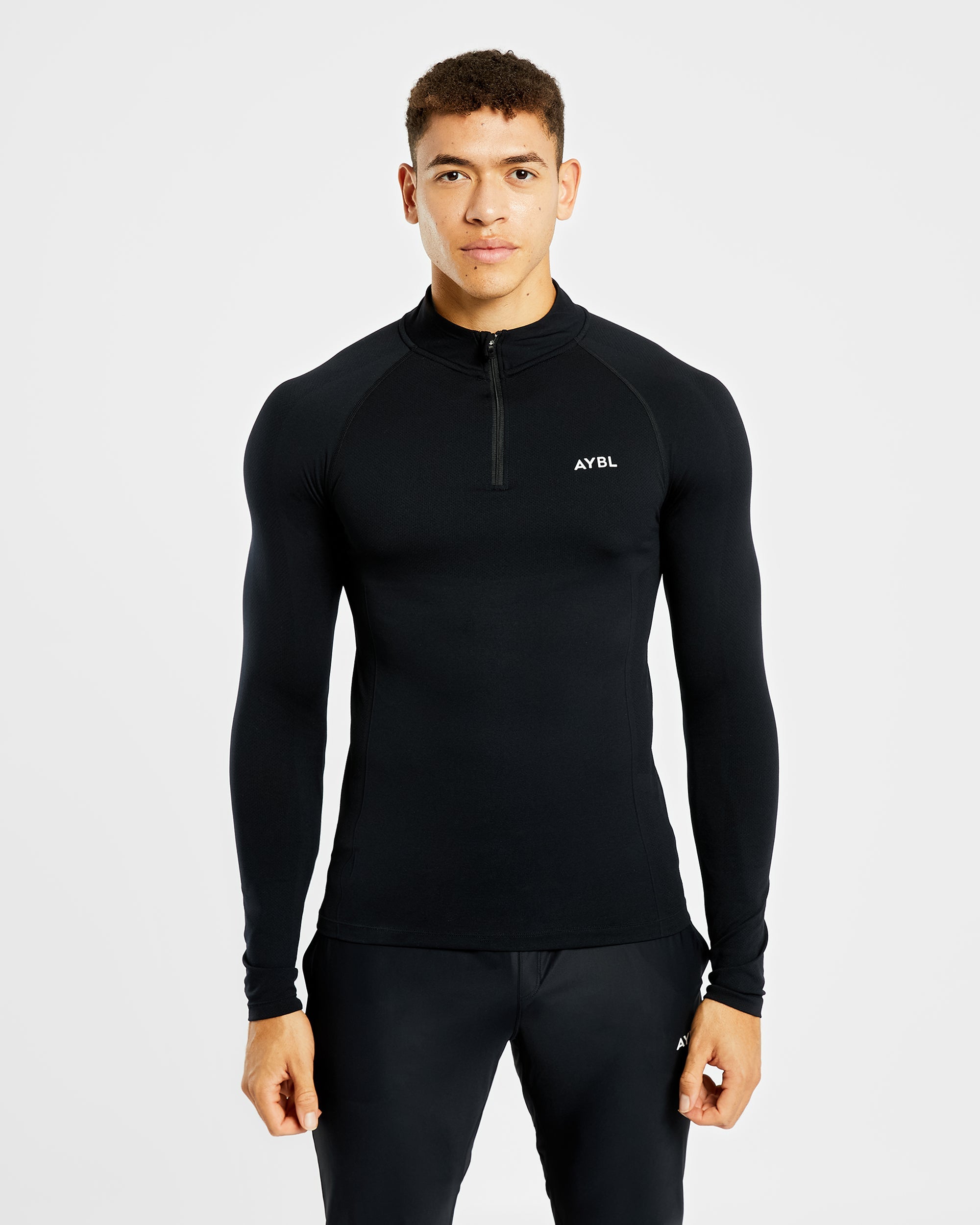 Essential Seamless 1/4 Zip Pullover - Schwarz