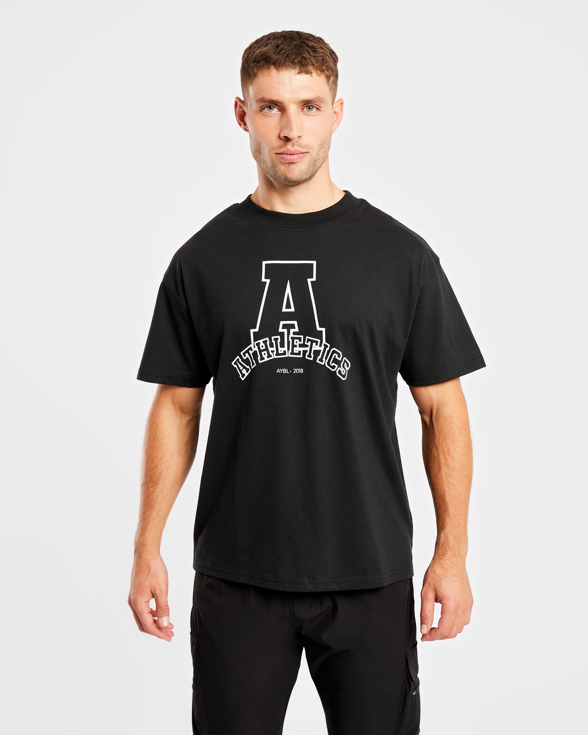 Athletics Varsity Oversized T Shirt - Schwarz