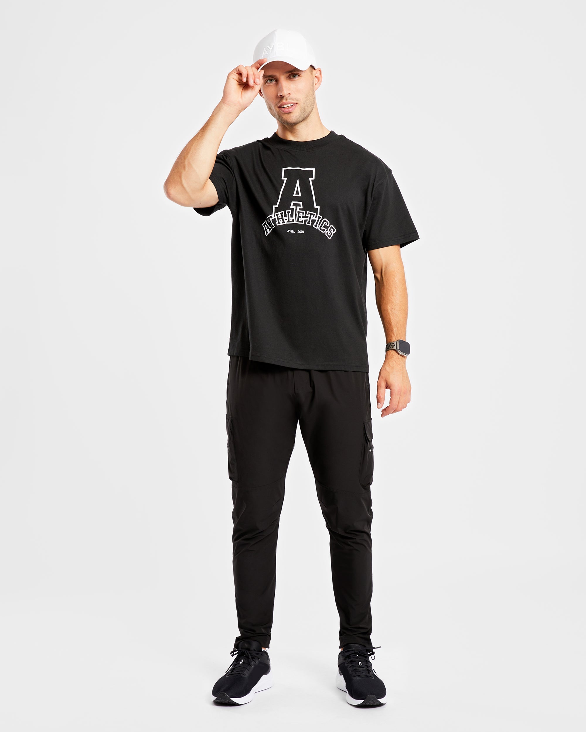 Athletics Varsity Oversized T Shirt - Schwarz