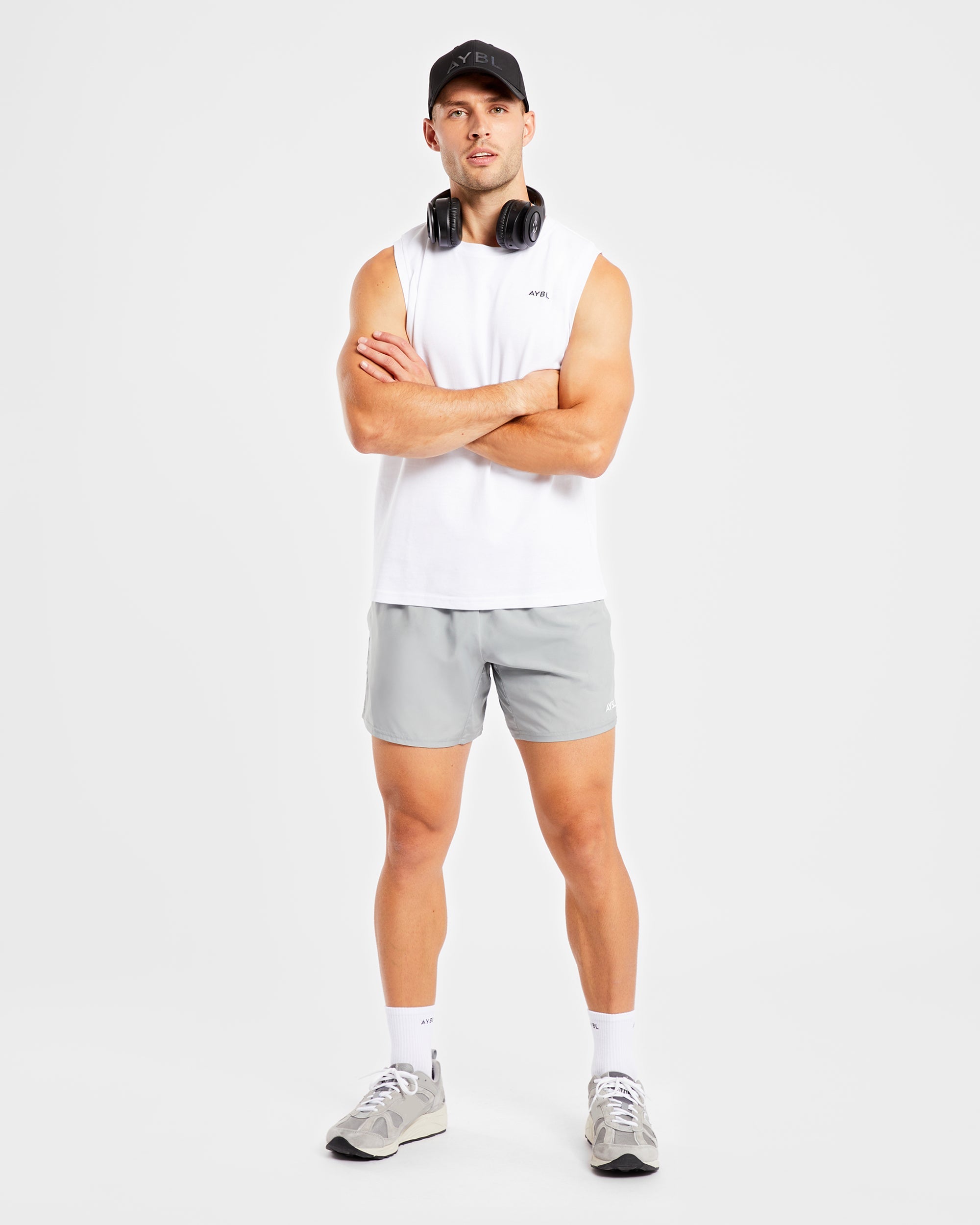 Core 5" Shorts - Grau