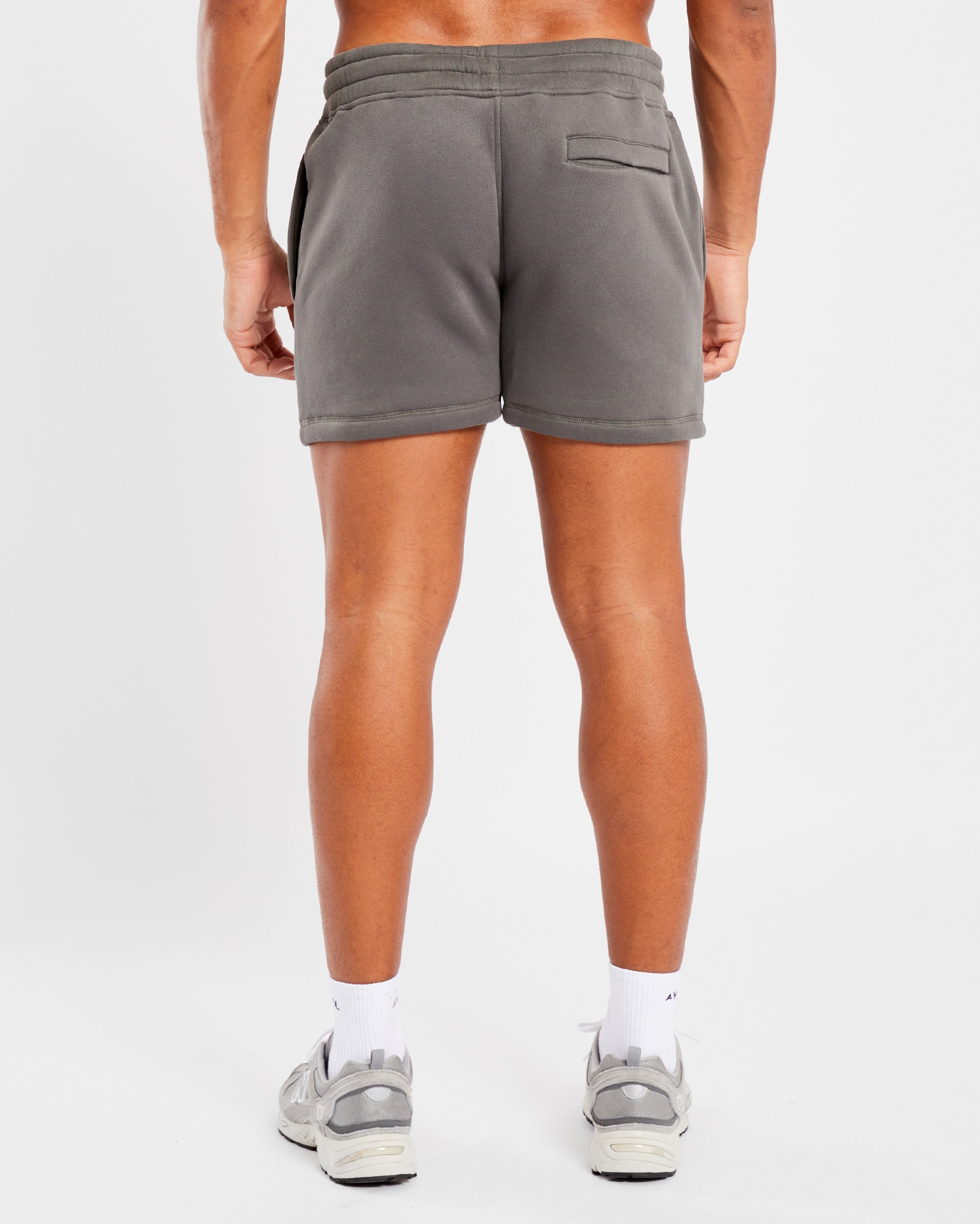 Essential 5" Shorts - Charcoal